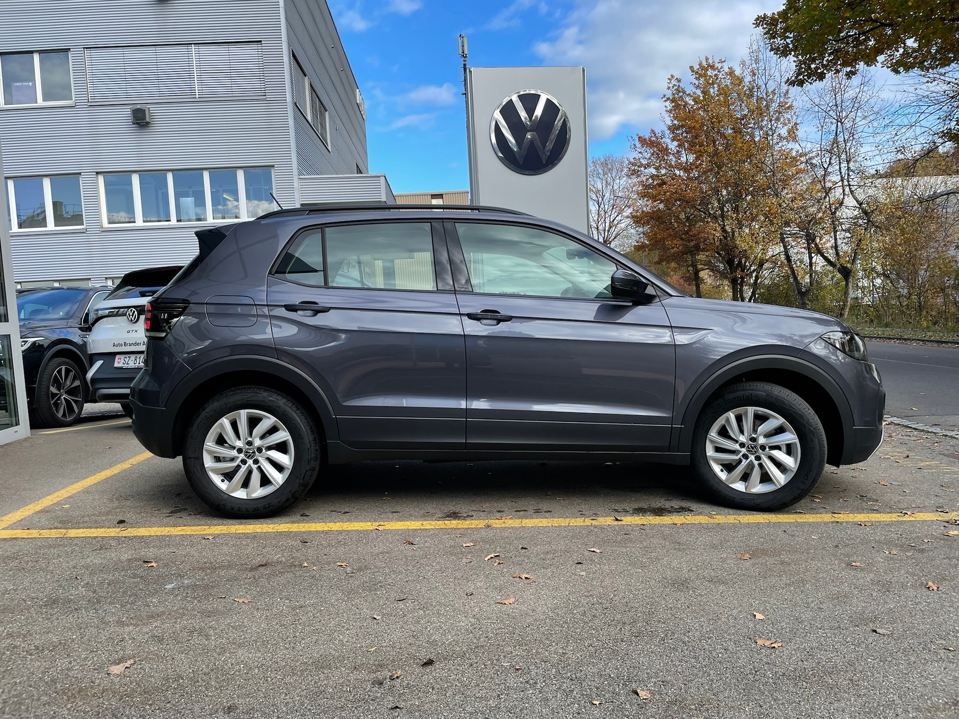 VW T-Cross 1.0 TSI Life Limited DSG-image-5