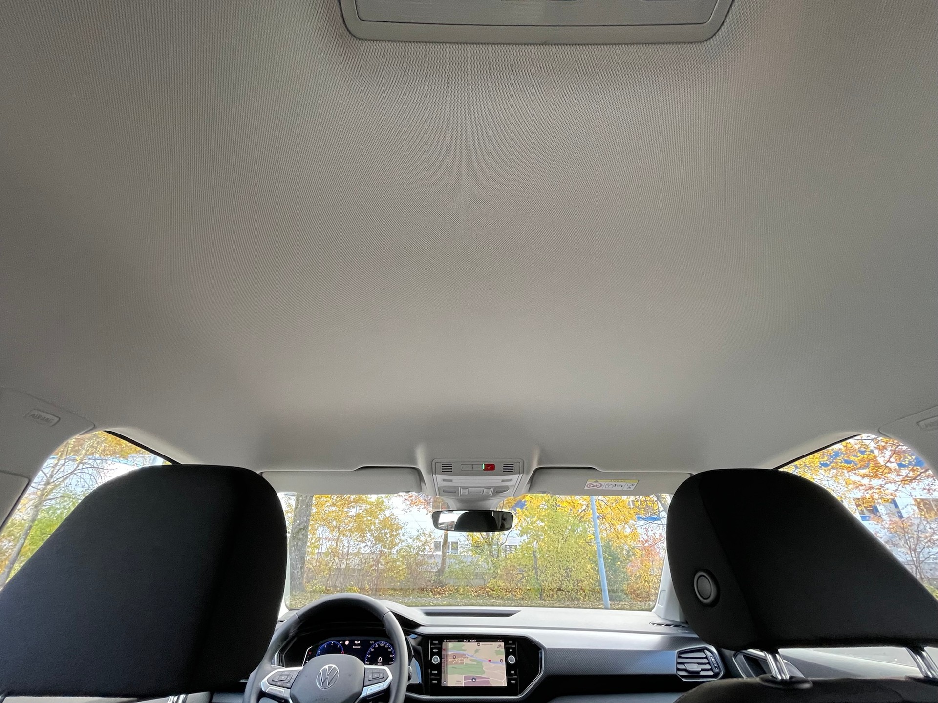 VW T-Cross 1.0 TSI Life Limited DSG-image-9