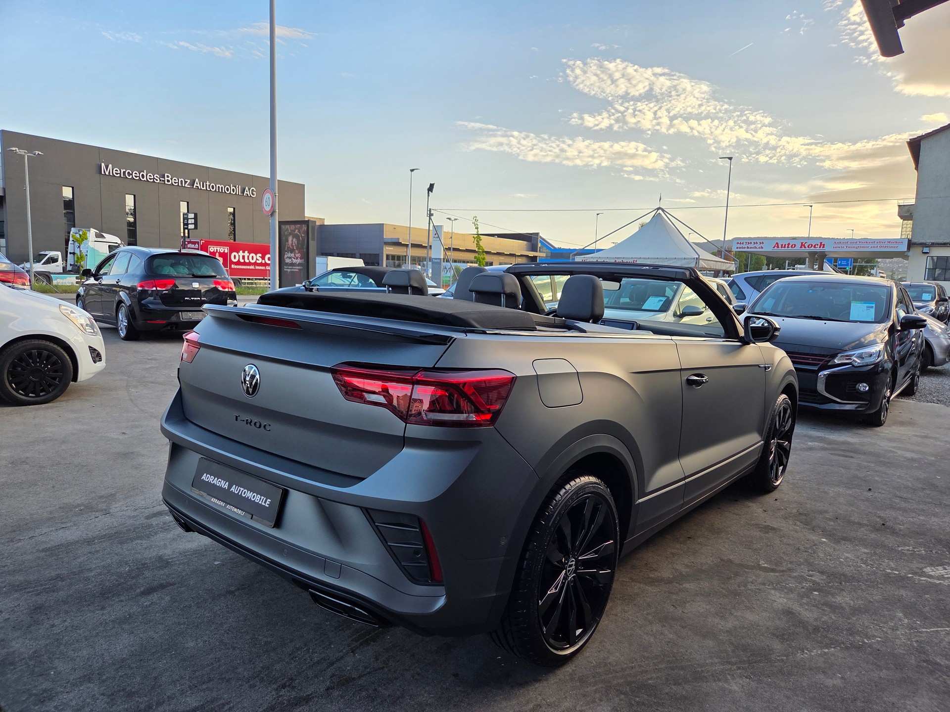 VW T-Roc Cabriolet 1.5 TSI EVO R-Line DSG-image-9