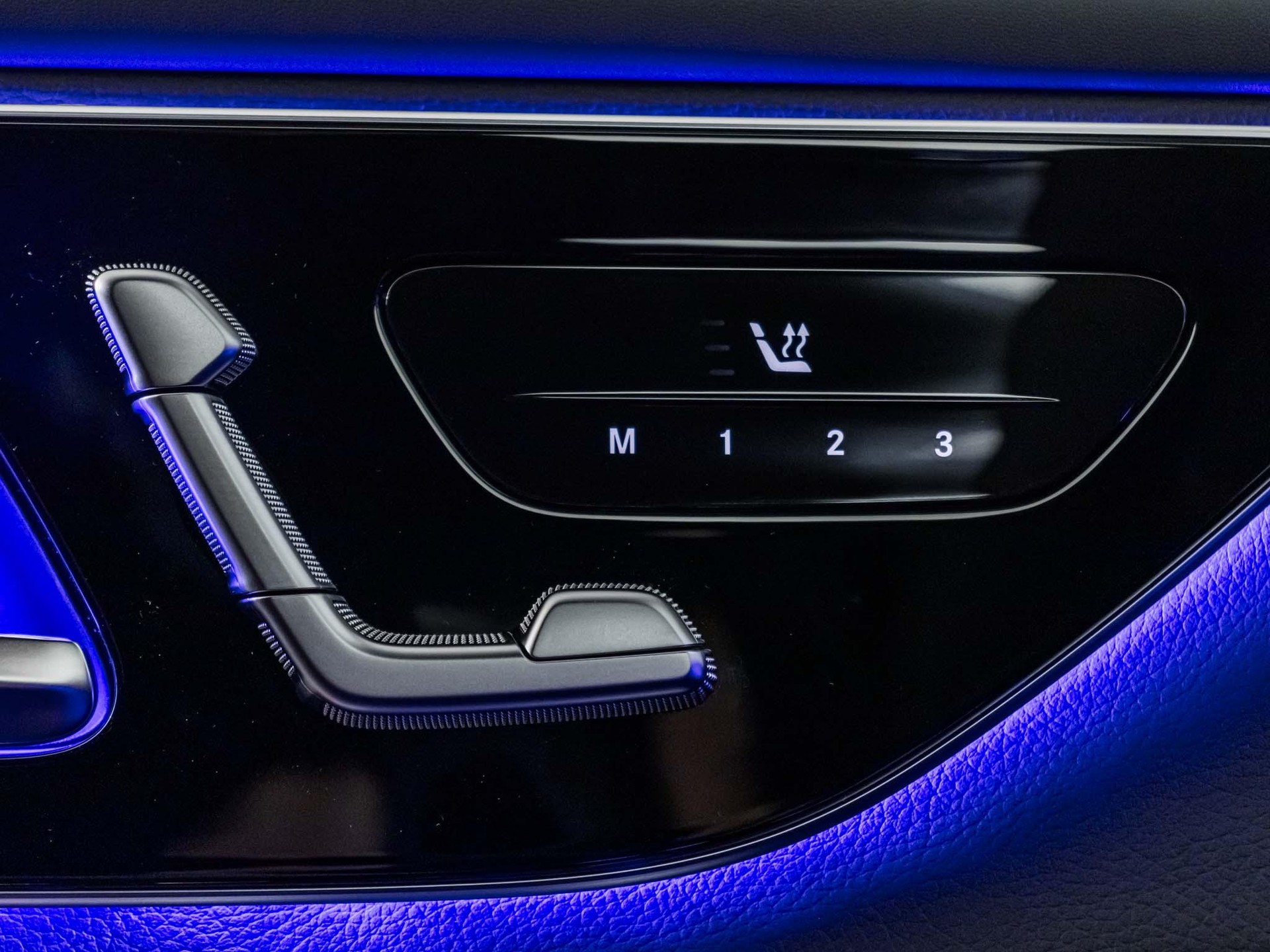 MERCEDES-BENZ GLC 220 d 4MATIC Coupé-image-11