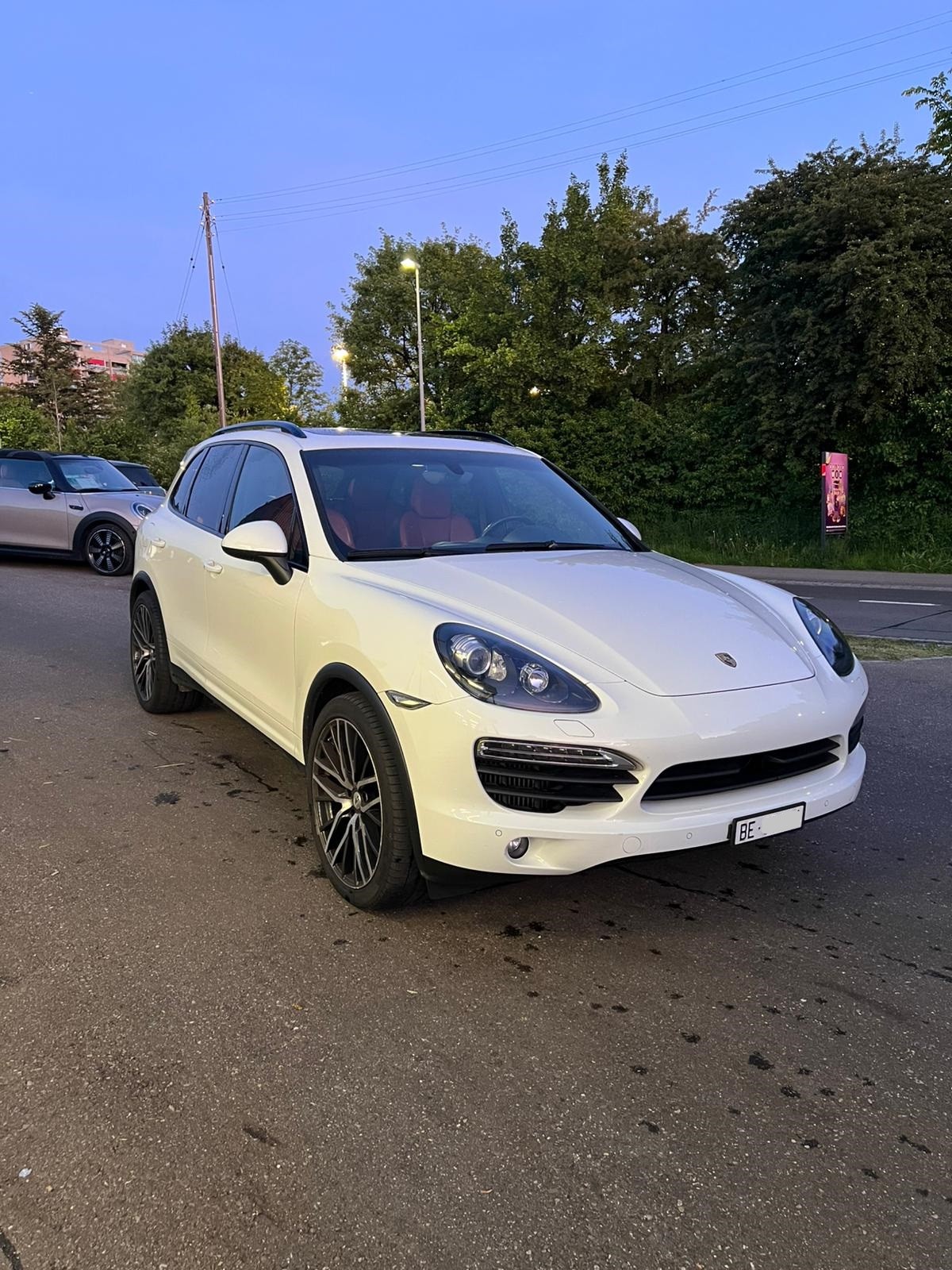 PORSCHE 4.2 V8 TDI S TipT-image-1