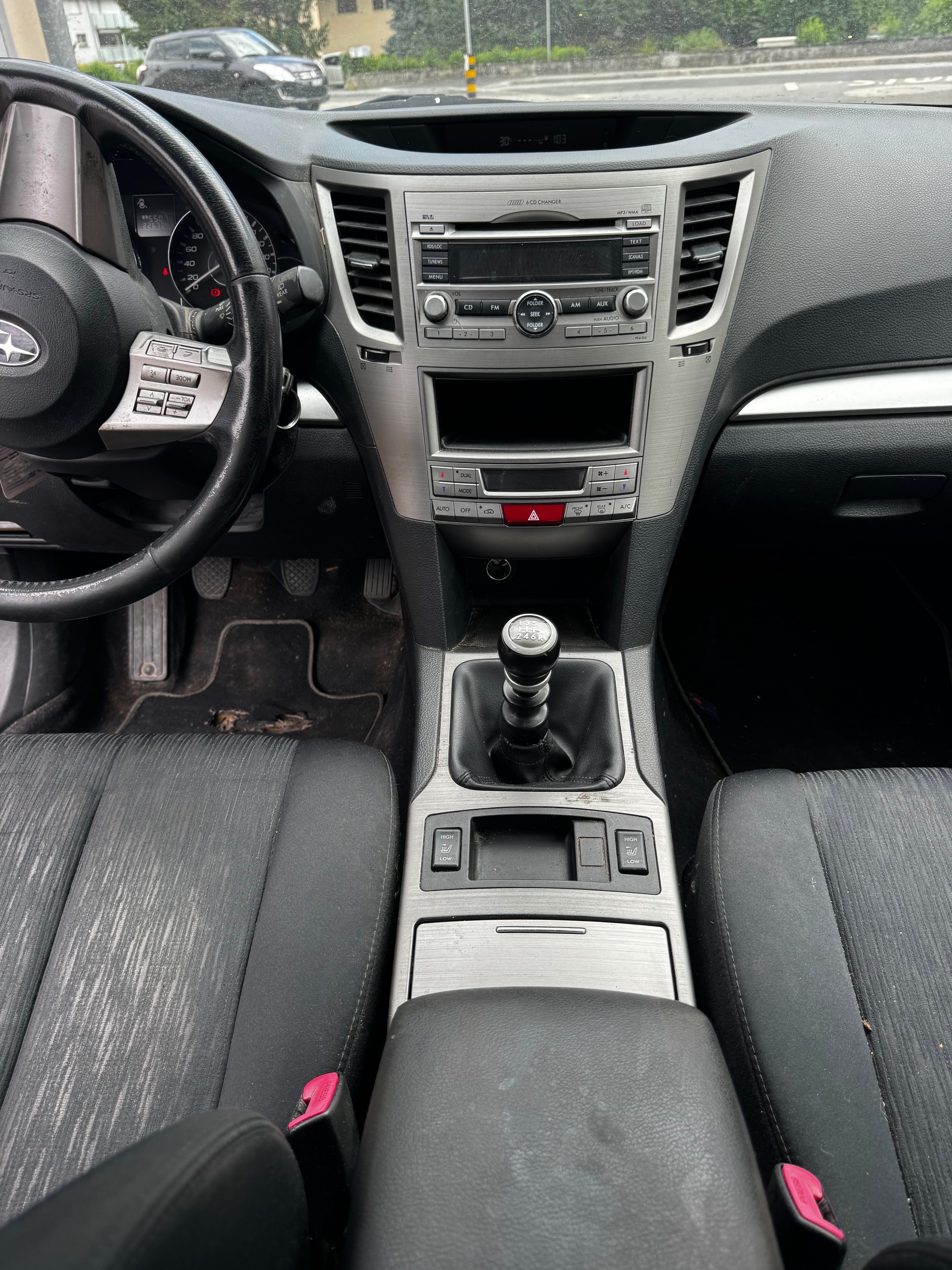 SUBARU Legacy 2.0i Swiss AWD Lineartronic-image-11