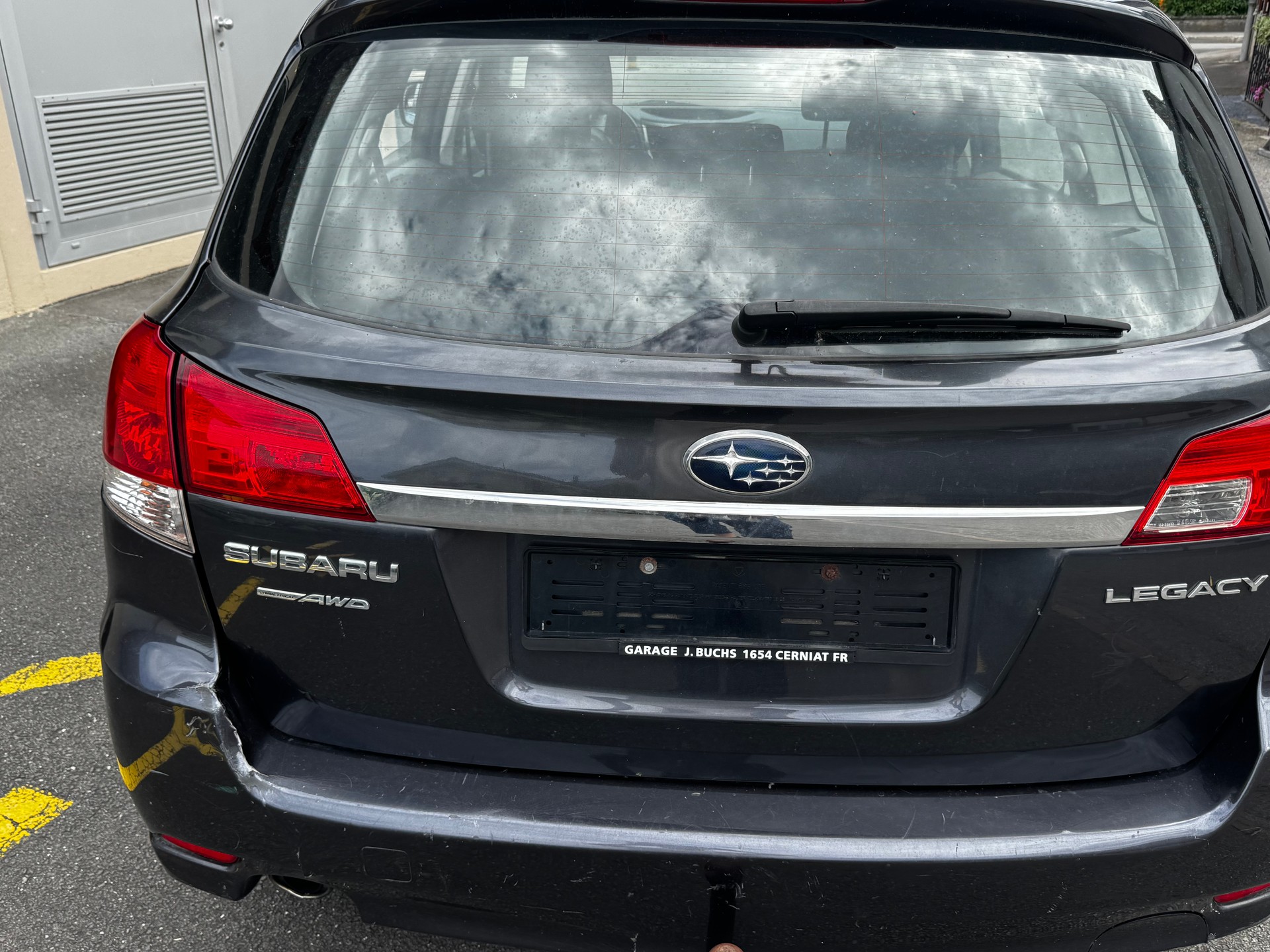 SUBARU Legacy 2.0i Swiss AWD Lineartronic-image-1