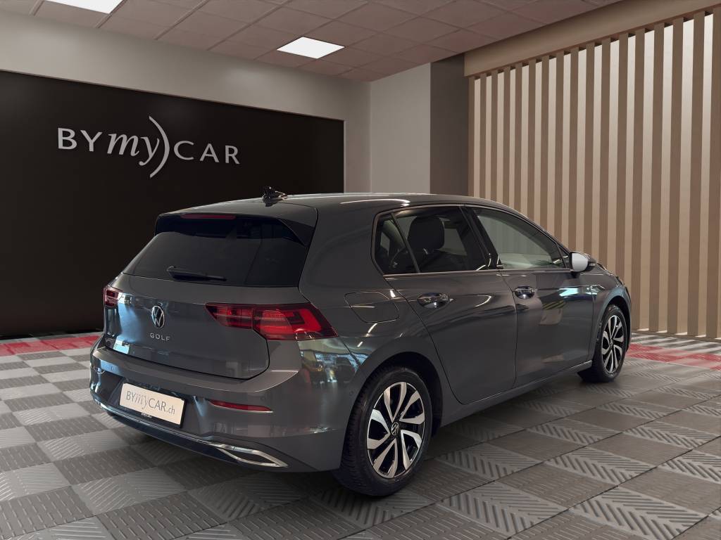 VW Golf 2.0 TDI Style DSG-image-2