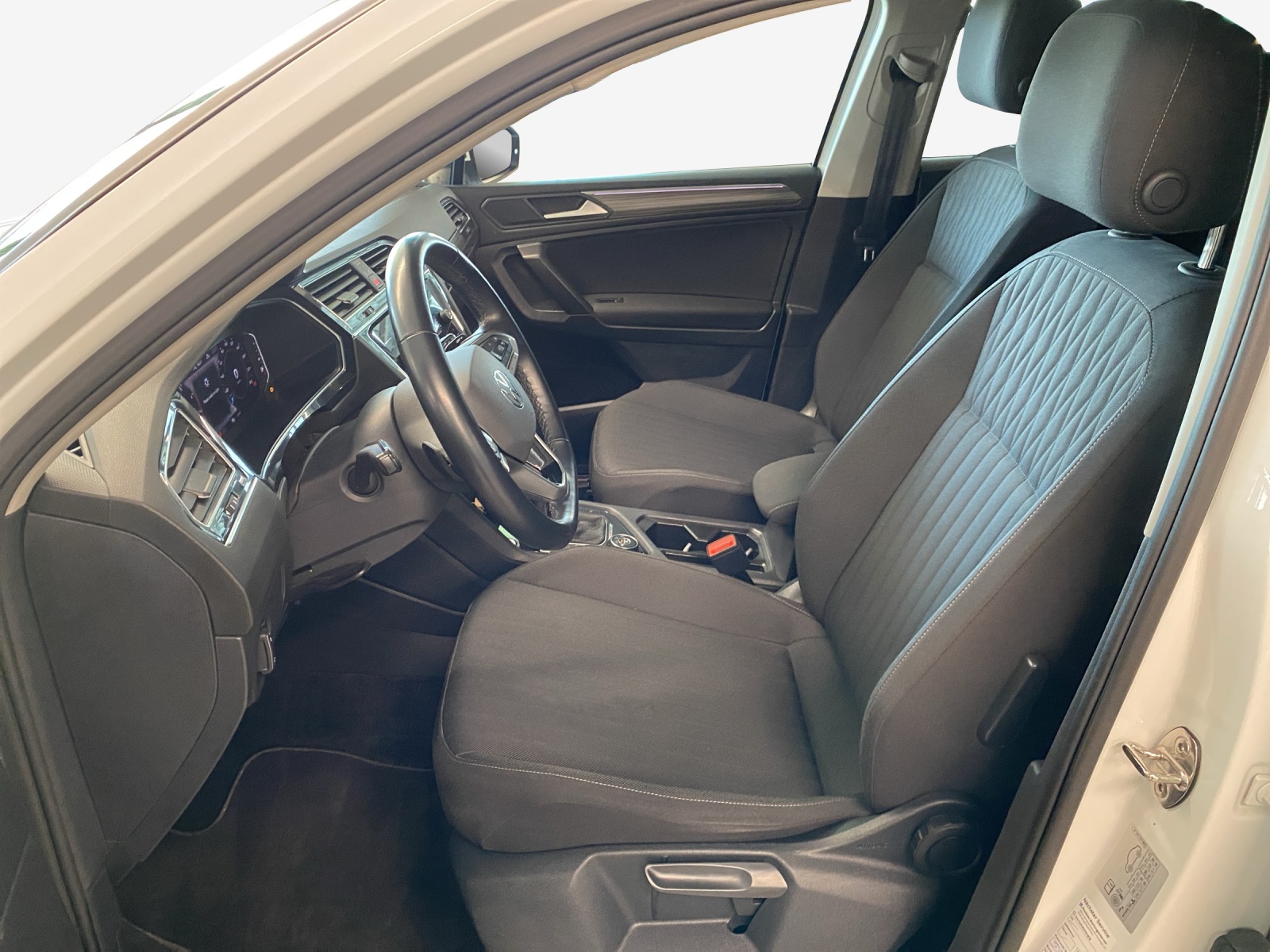 VW Tiguan Allspace 2.0TSI Life 4Motion DSG-image-7