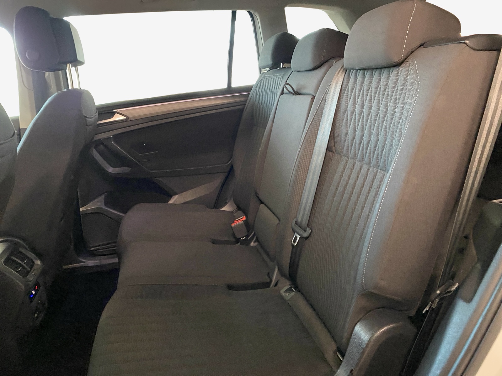 VW Tiguan Allspace 2.0TSI Life 4Motion DSG-image-11