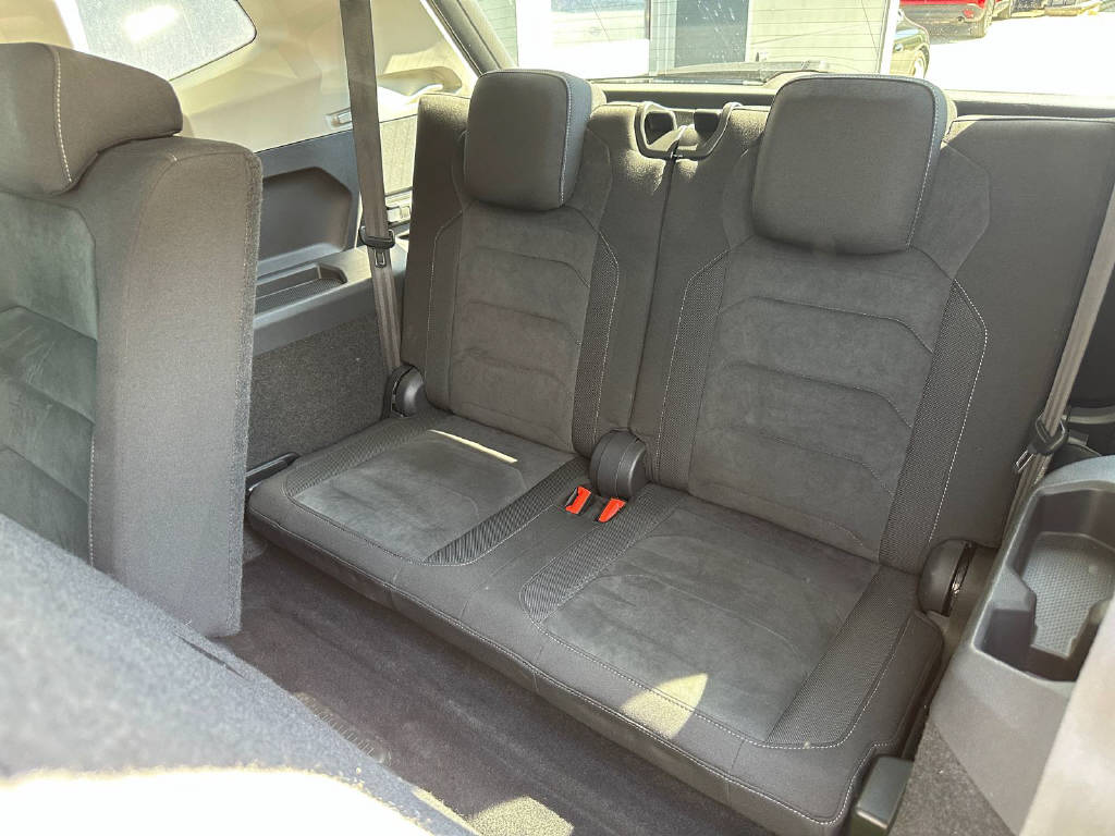 VW Tiguan Allspace 2.0 TSI Highline DSG-image-11
