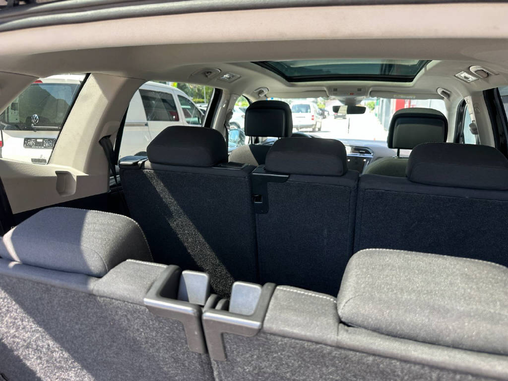 VW Tiguan Allspace 2.0 TSI Highline DSG-image-12