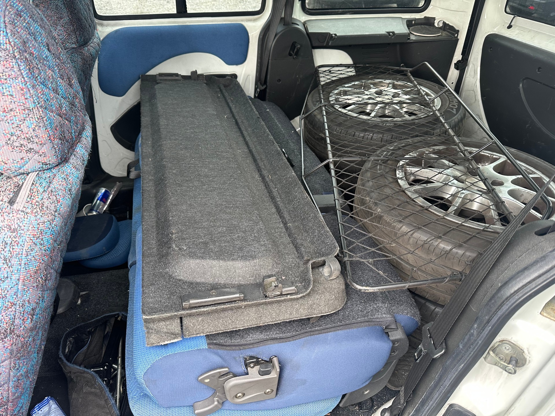 FIAT Doblò 1.9 JTD Malibu-image-2