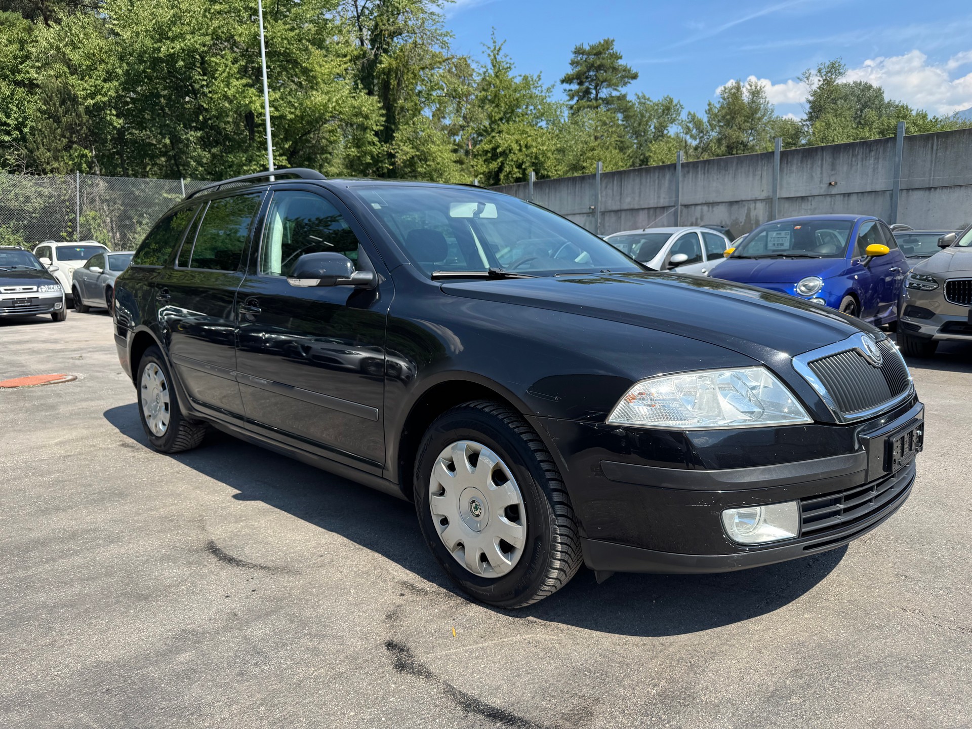 SKODA Octavia 1.9 TDI Adventure 4x4-image-1