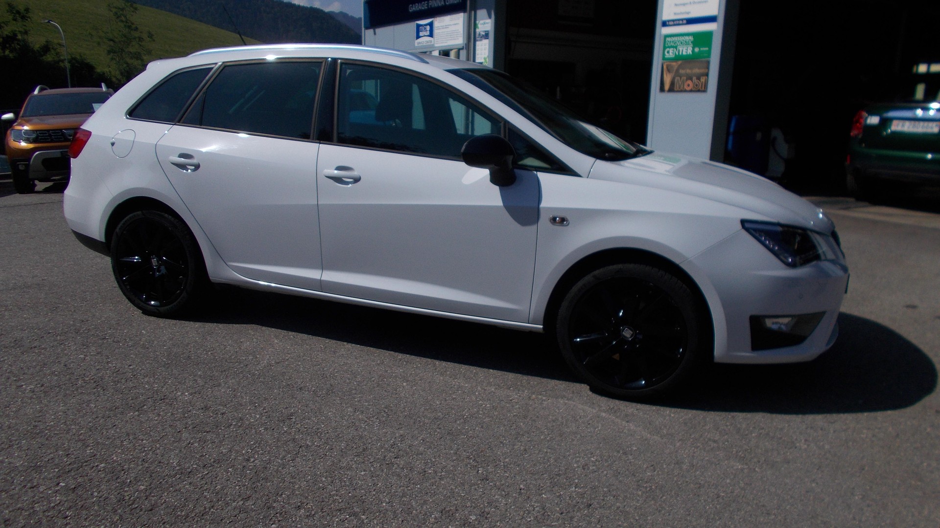 SEAT Ibiza ST 1.4 EcoTSI FR-image-1