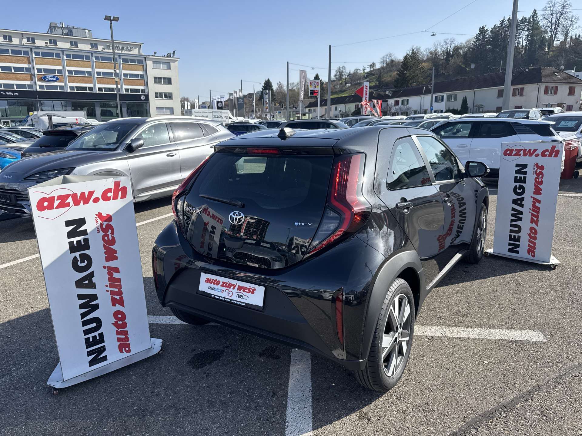 TOYOTA Aygo X 1.5 Comfort NEUES MODELL e-CVT Automat-image-2