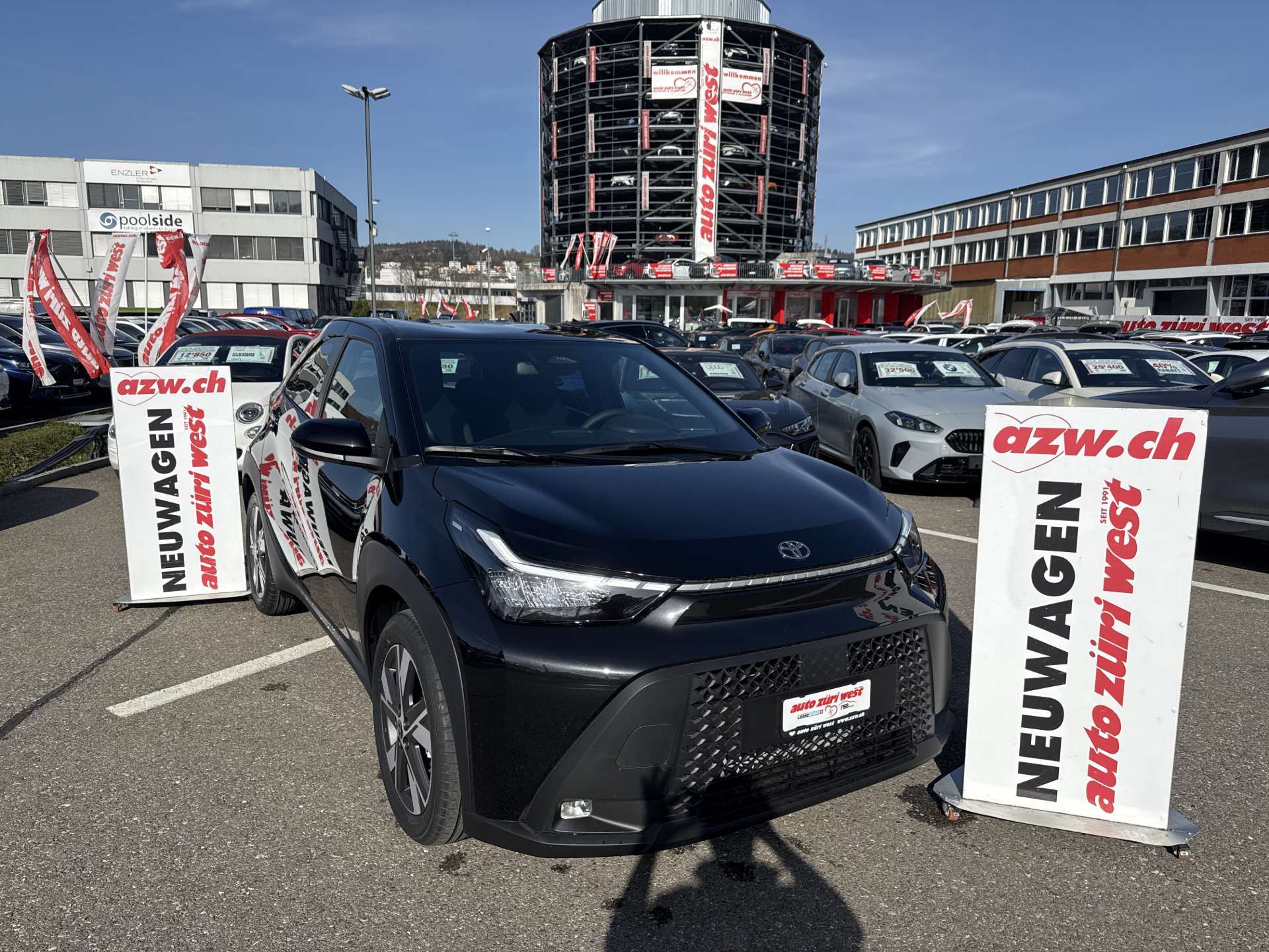 TOYOTA Aygo X 1.5 Comfort NEUES MODELL e-CVT Automat-image-0