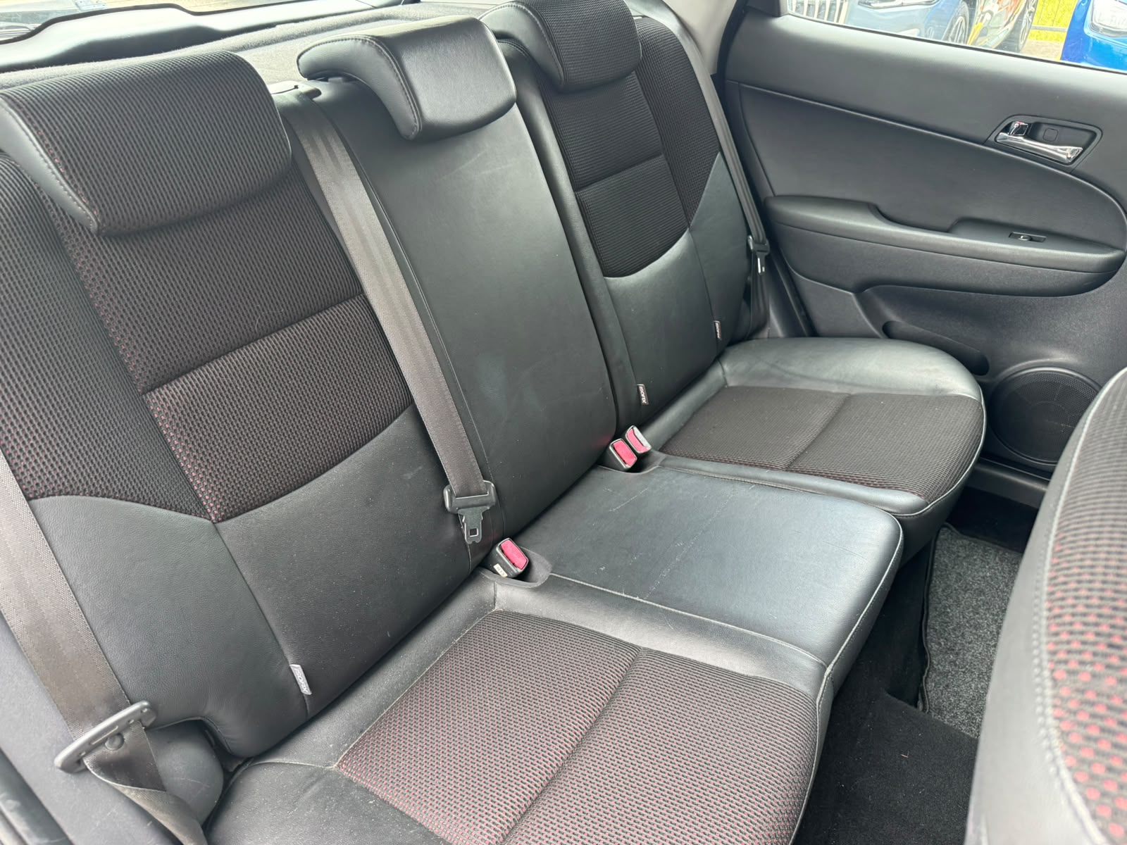 HYUNDAI i30 1.6 Style-image-19