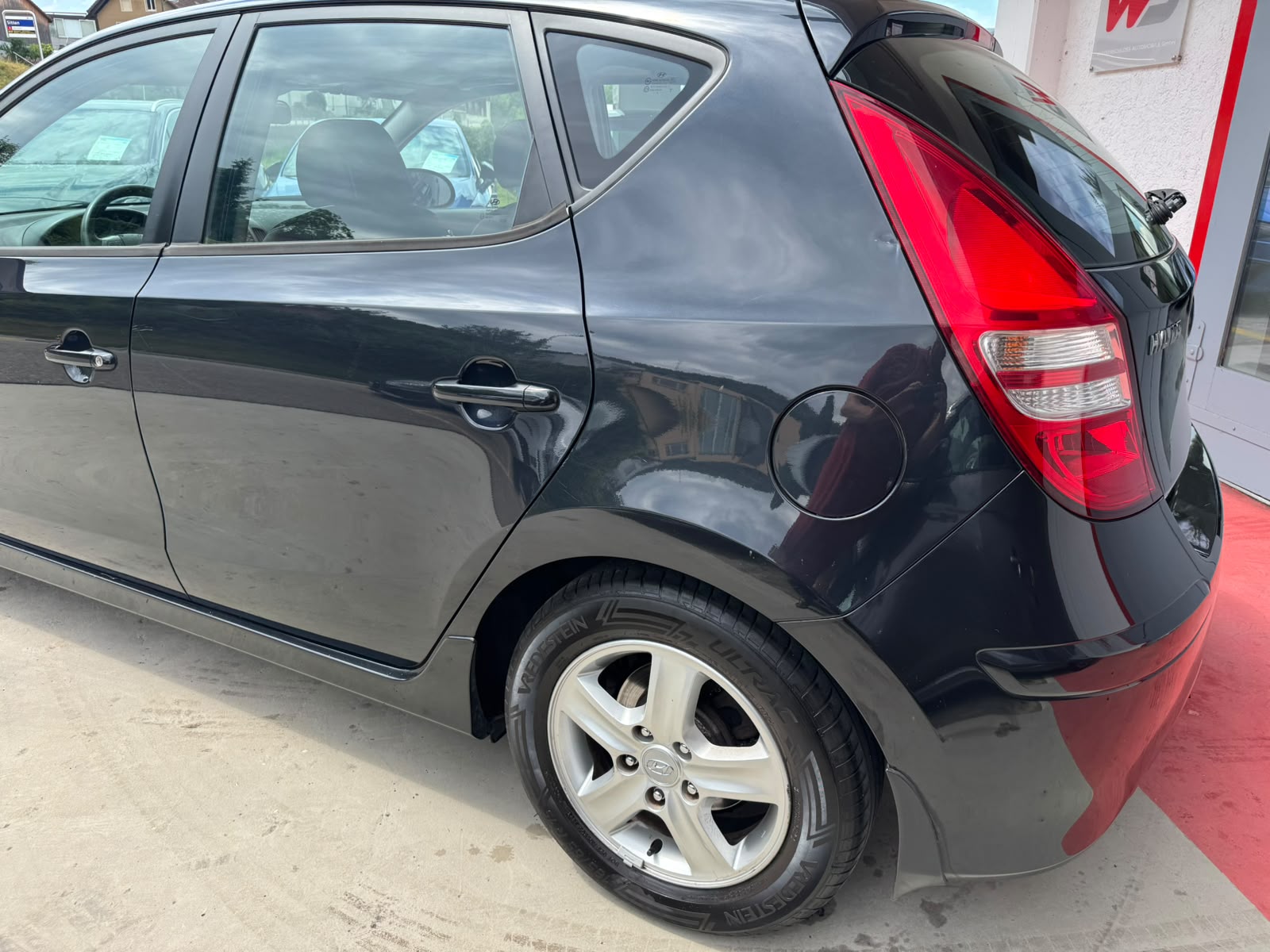 HYUNDAI i30 1.6 Style-image-7