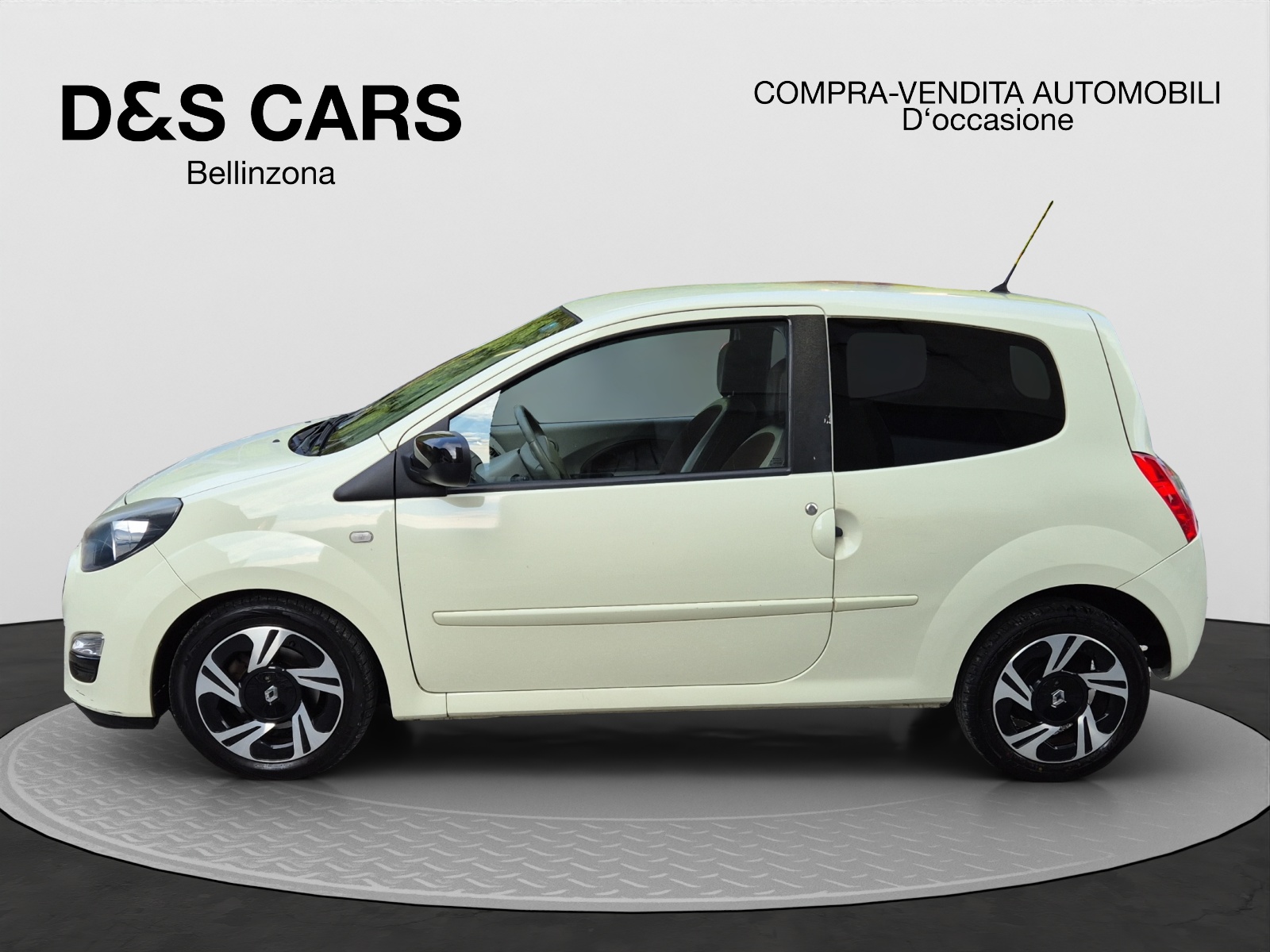 RENAULT TWINGO-image-1