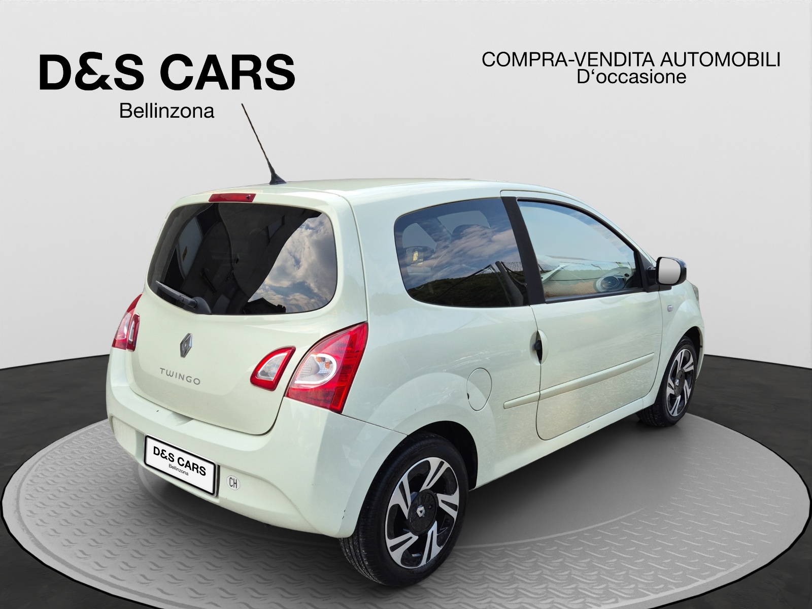 RENAULT TWINGO-image-4