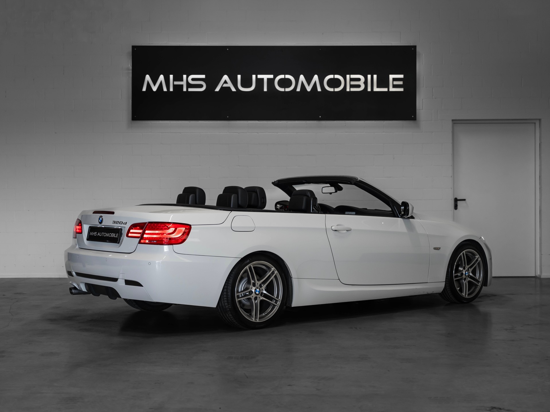 BMW 320d Cabriolet Steptronic-image-5