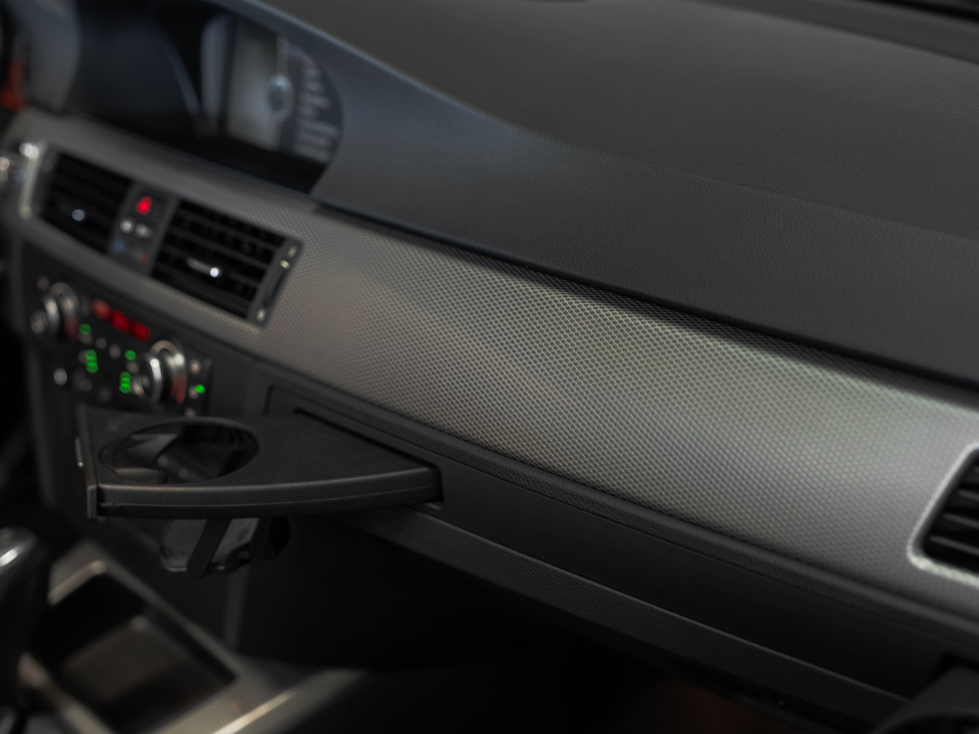 BMW 320d Cabriolet Steptronic-image-28