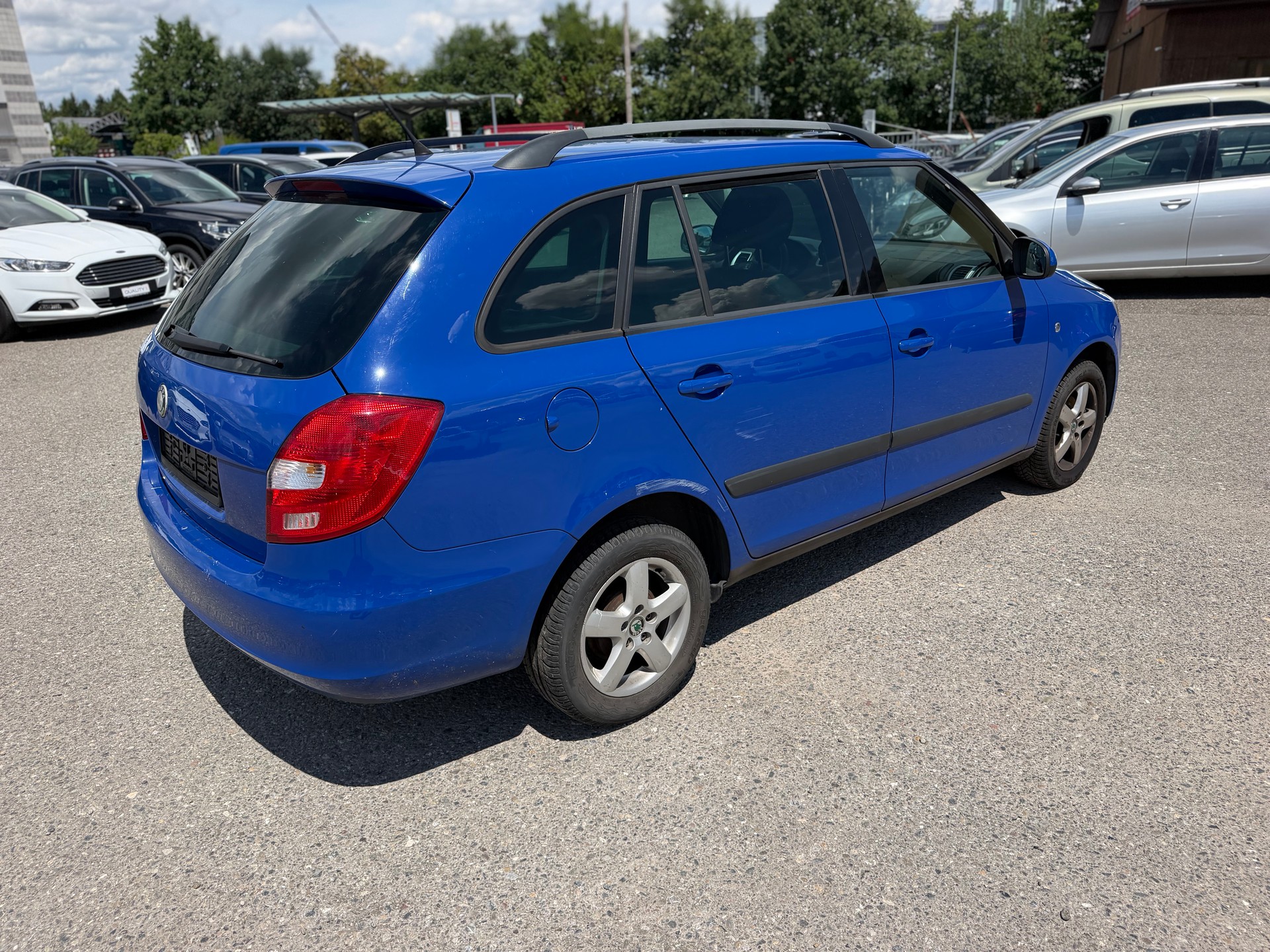 SKODA Fabia 1.2 Entry-image-4
