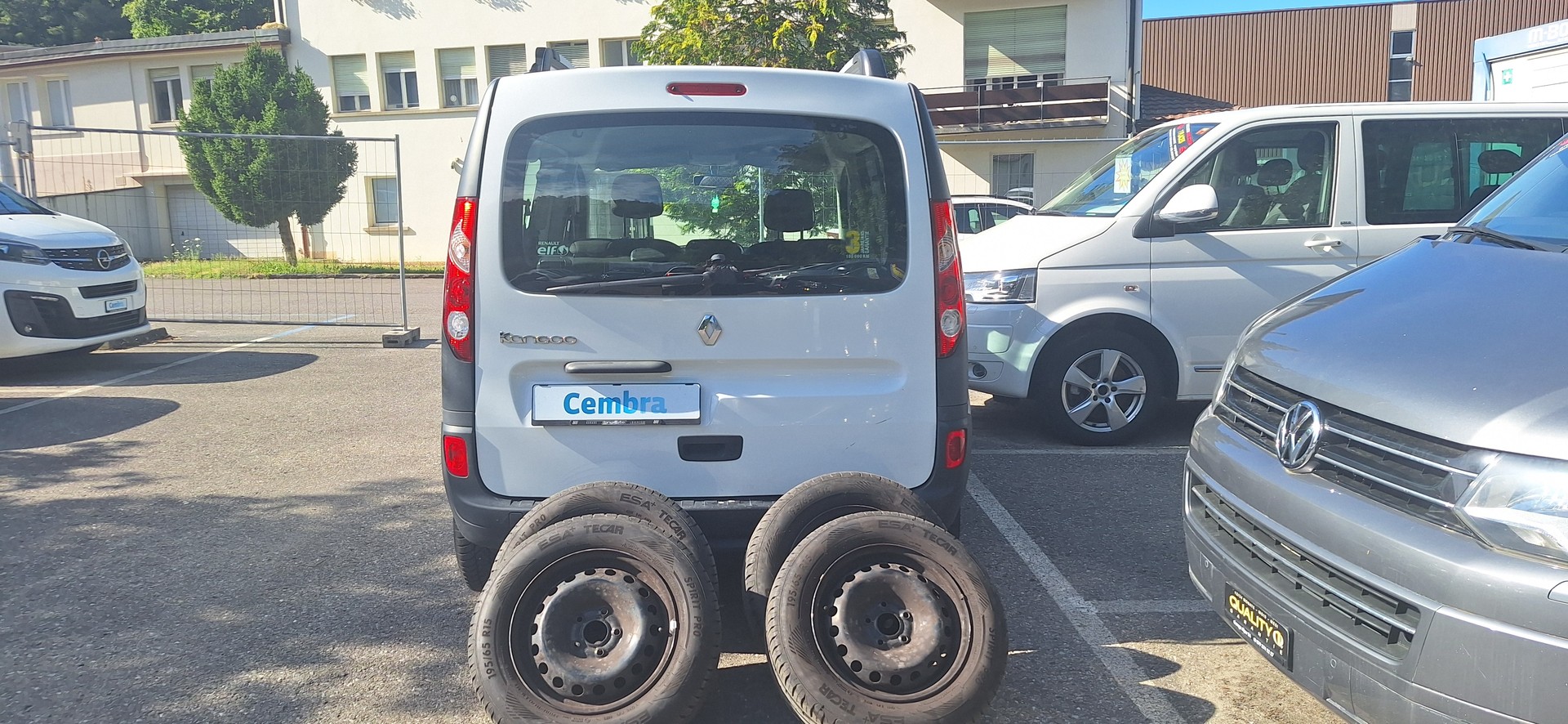 RENAULT Kangoo 1.6 16V Expression-image-8