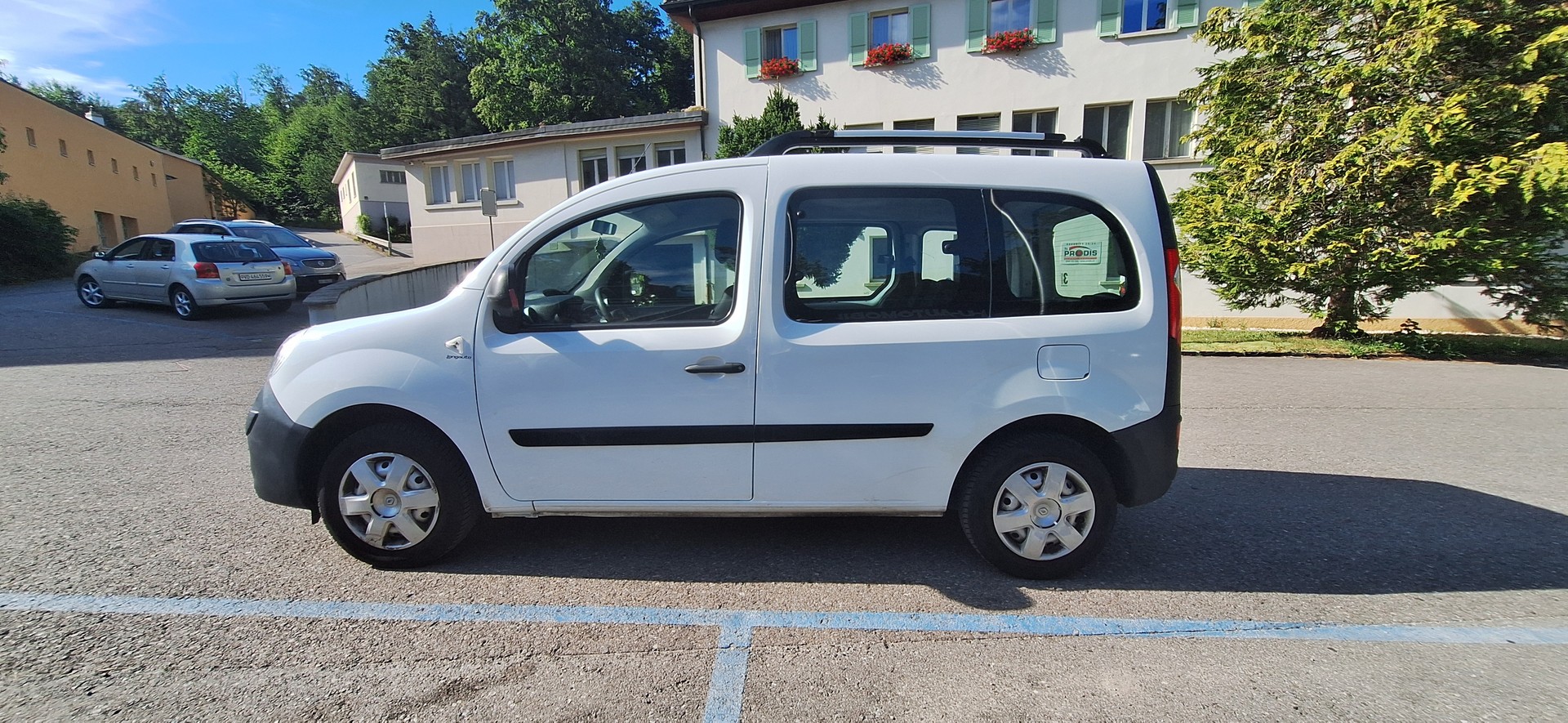 RENAULT Kangoo 1.6 16V Expression-image-3
