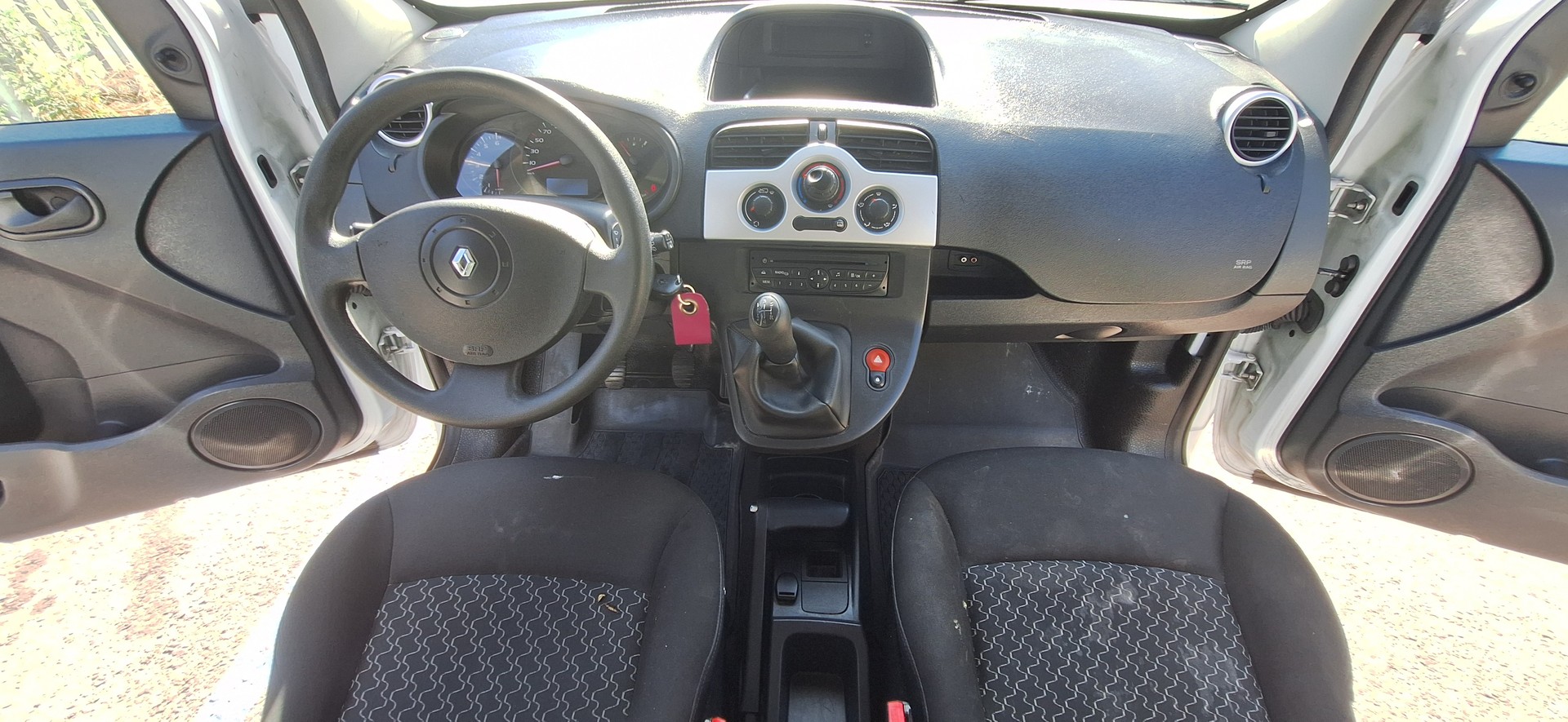 RENAULT Kangoo 1.6 16V Expression-image-22