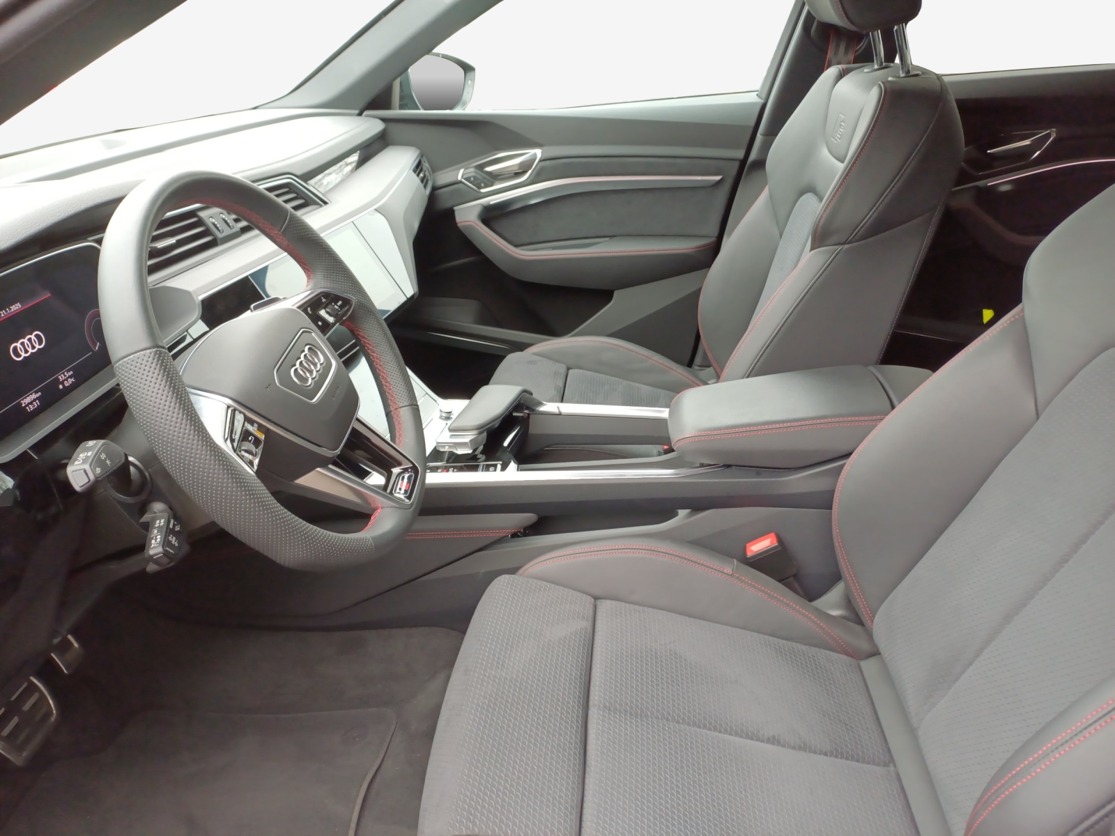 AUDI Q8 Sportback 55 e-tron Black Edition quattro-image-8