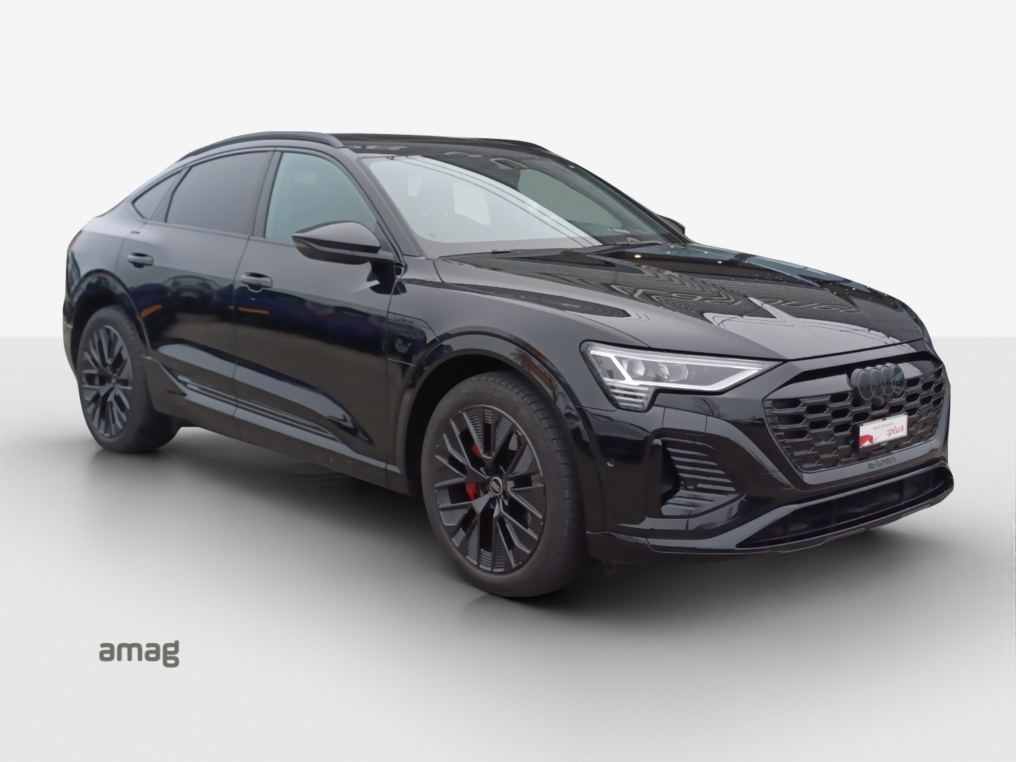 AUDI Q8 Sportback 55 e-tron Black Edition quattro-image-6