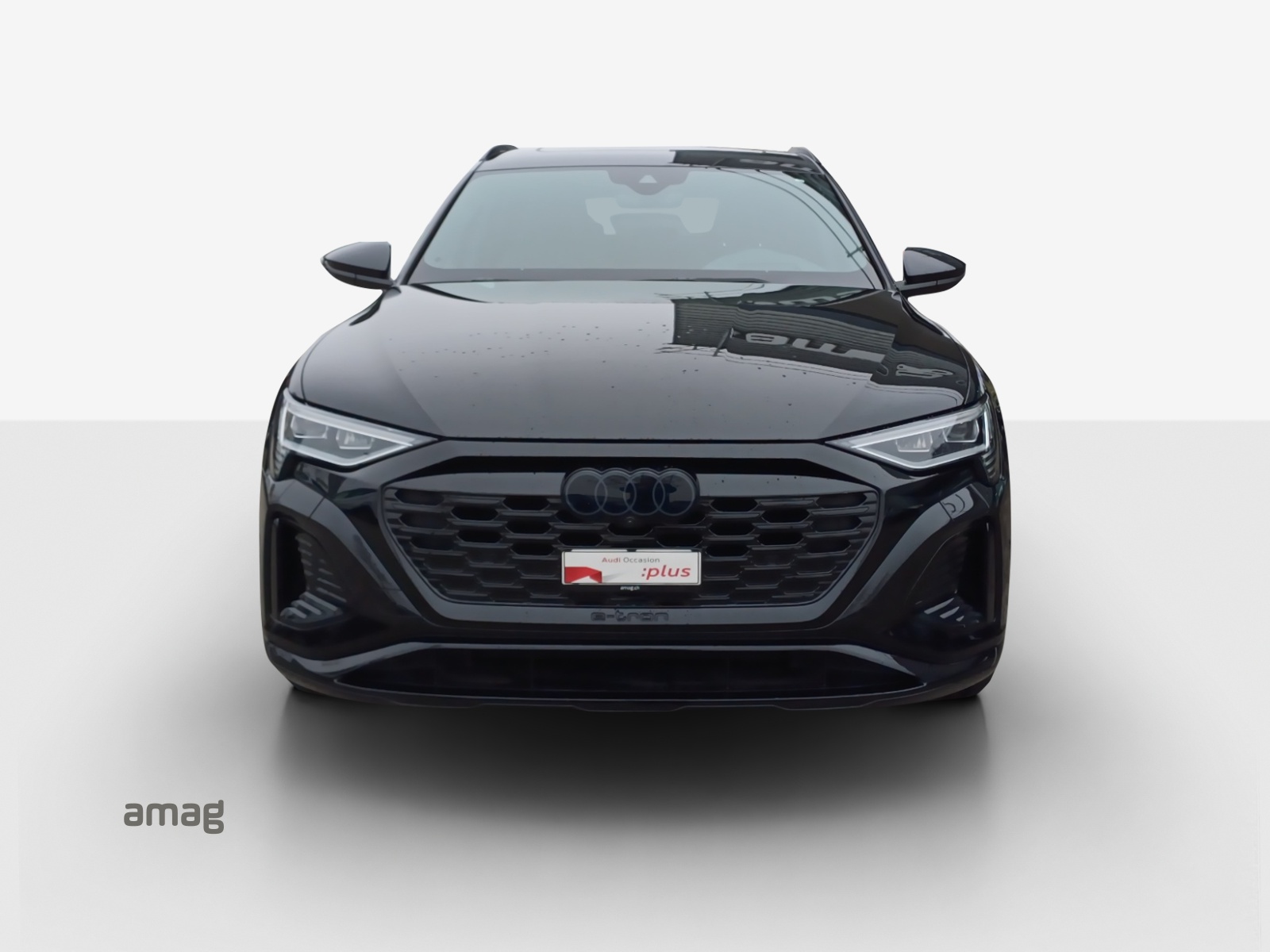 AUDI Q8 Sportback 55 e-tron Black Edition quattro-image-7