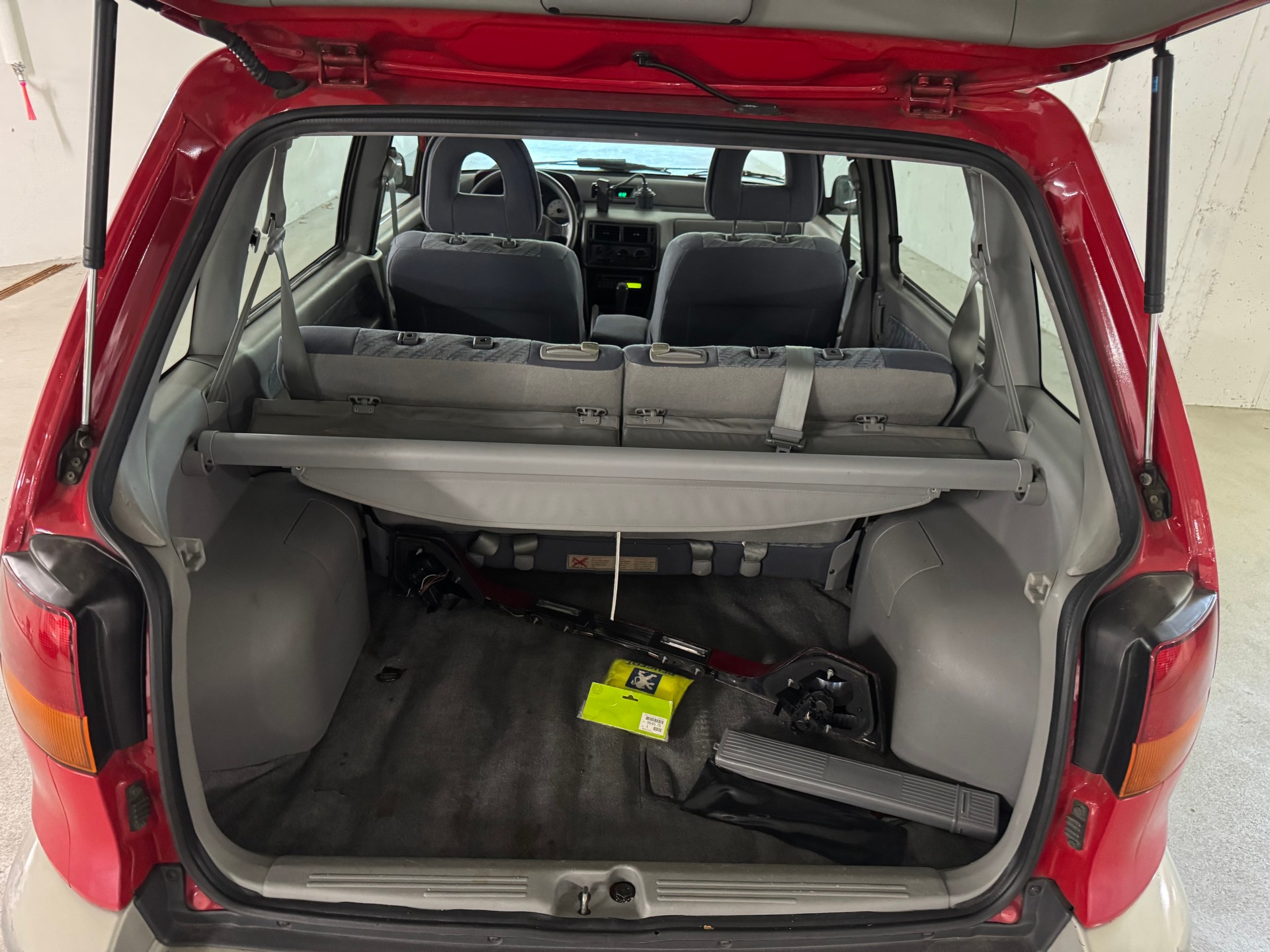 MITSUBISHI Space R 1.8 GLXi Cool Ed.-image-7