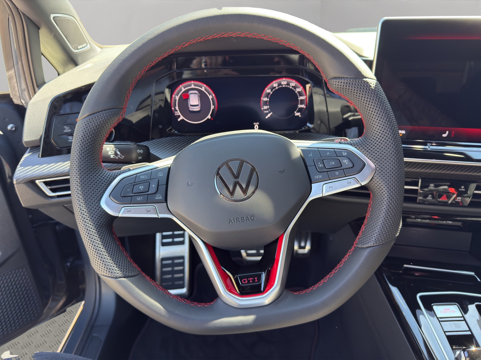 VW Golf 2.0 TSI GTI Clubsport DSG-image-10