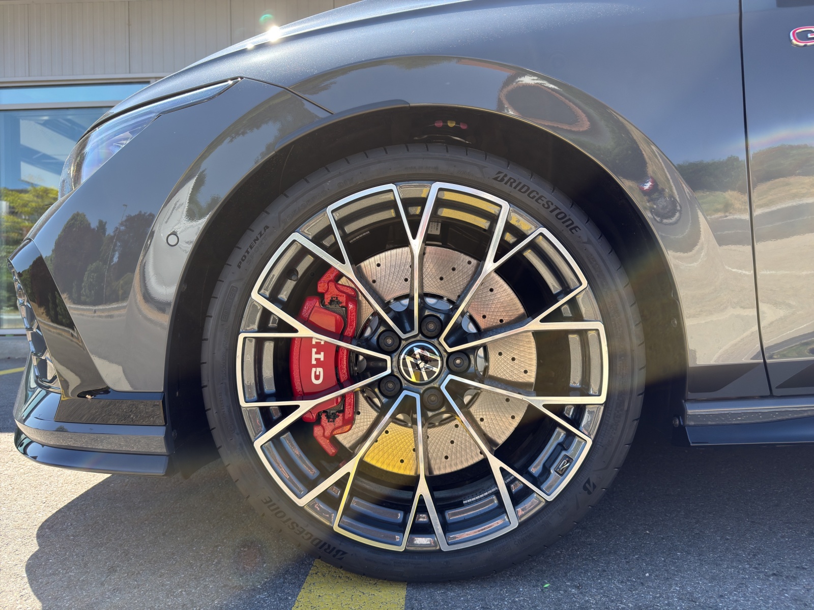 VW Golf 2.0 TSI GTI Clubsport DSG-image-7
