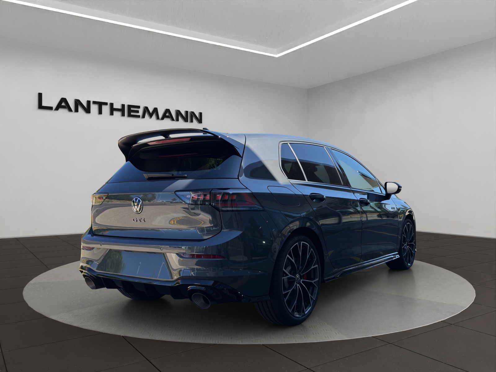 VW Golf 2.0 TSI GTI Clubsport DSG-image-4