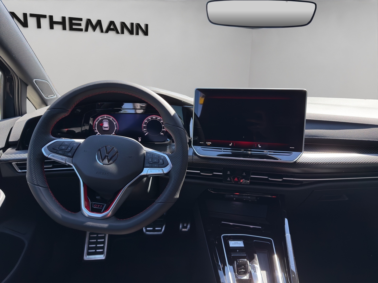 VW Golf 2.0 TSI GTI Clubsport DSG-image-9