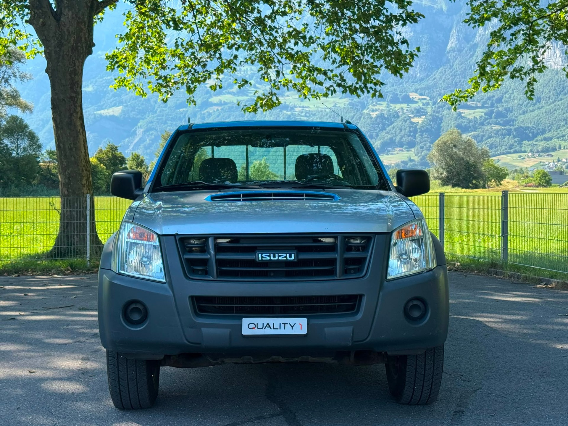 ISUZU D-MAX SpaceCab LS 3.0 4x4-image-1