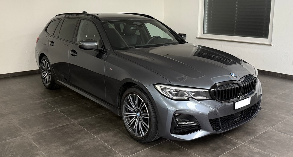 BMW 330e xDrive-image-0