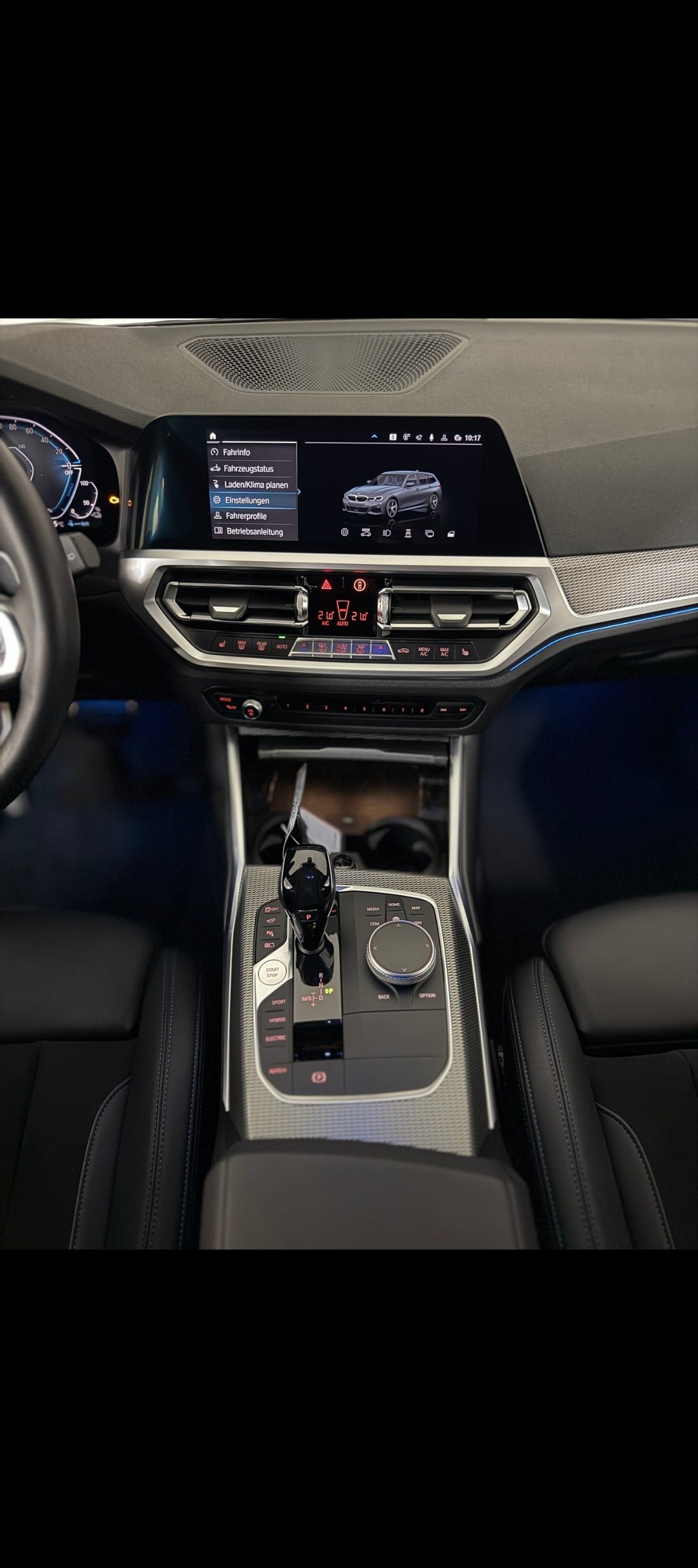 BMW 330e xDrive-image-5