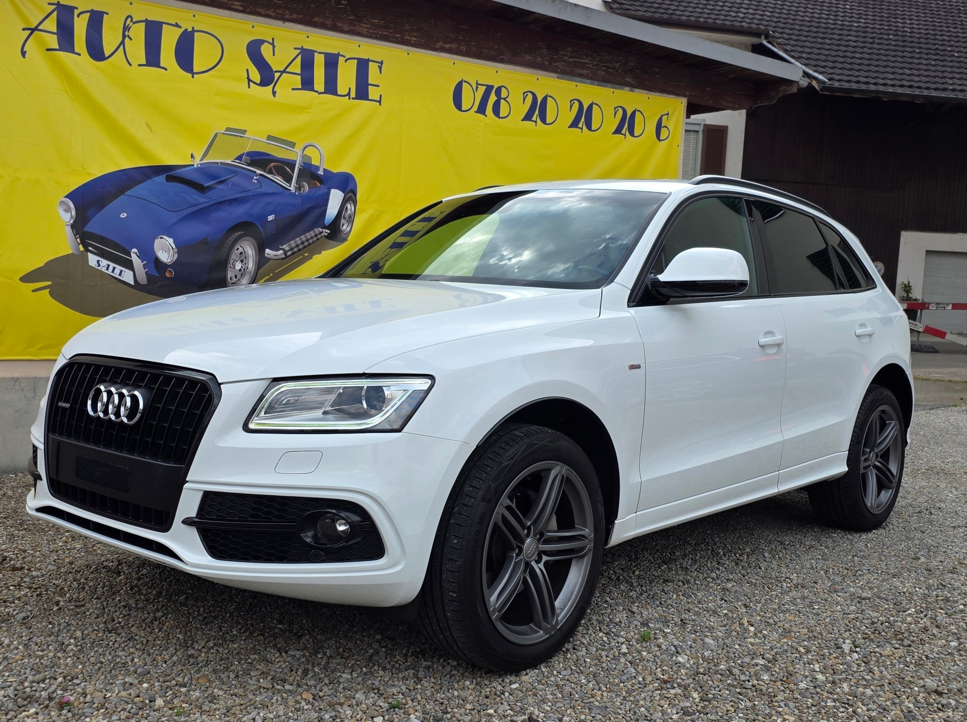 AUDI Q5 2.0 TDI quattro S-tronic-image-14