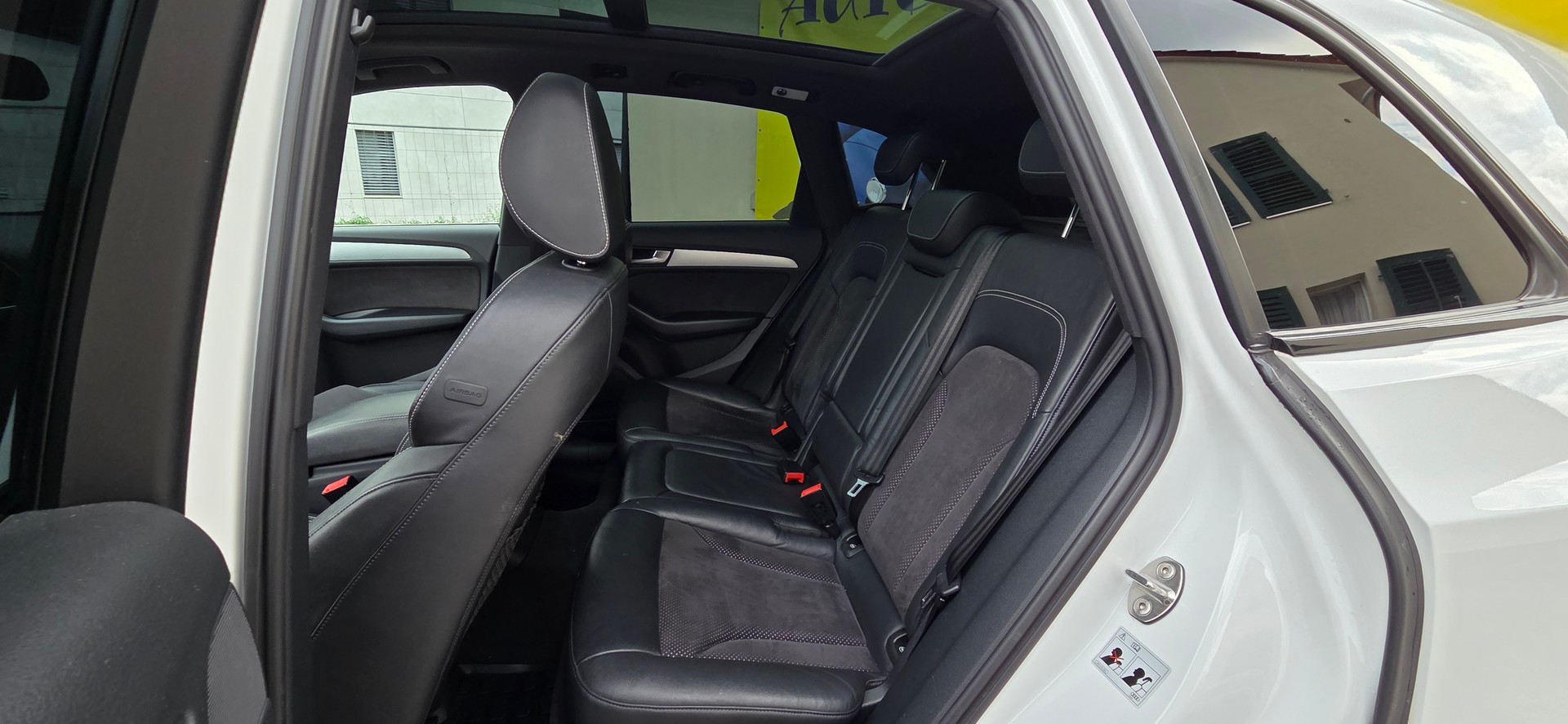 AUDI Q5 2.0 TDI quattro S-tronic-image-9