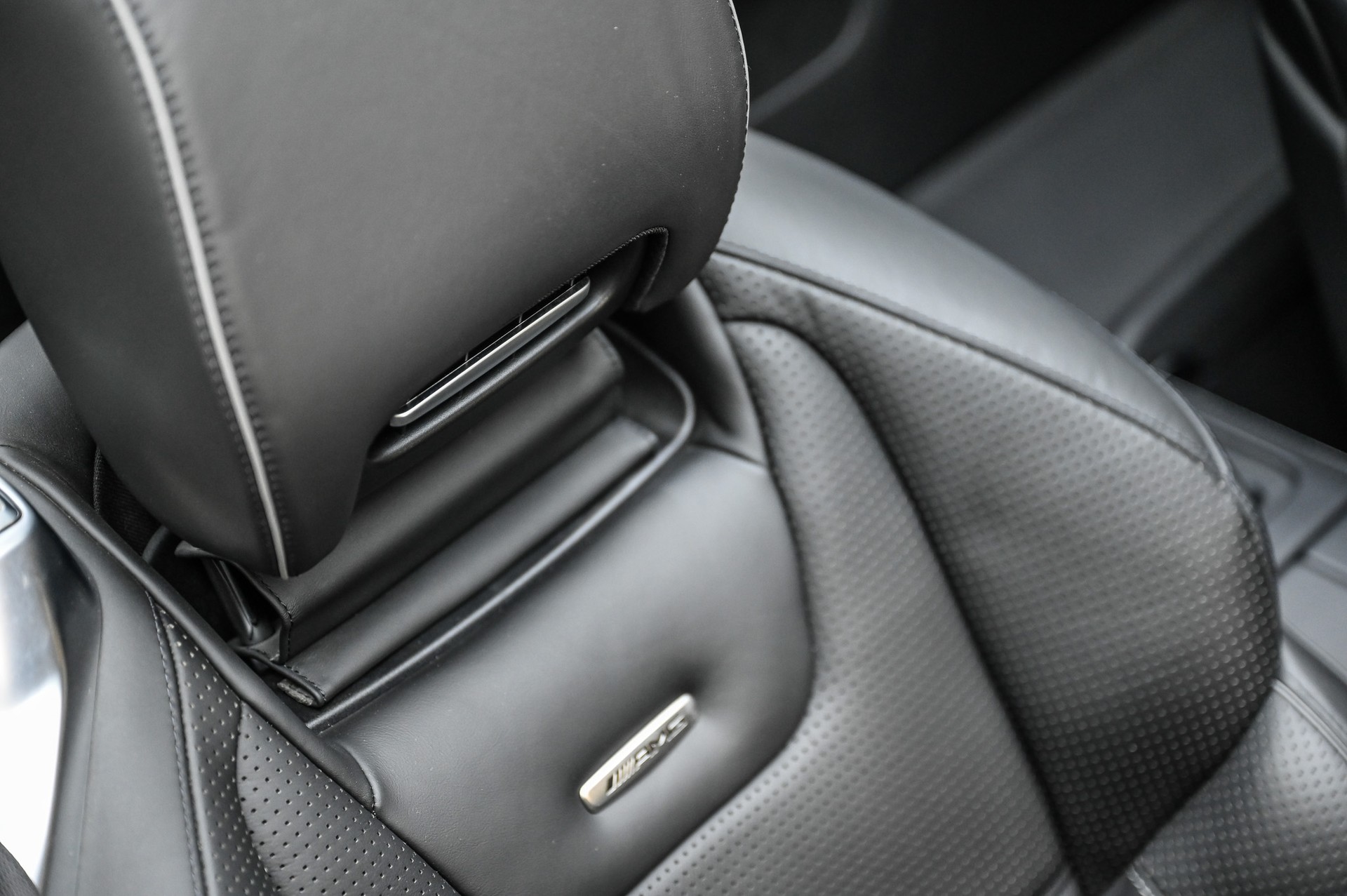 MERCEDES-BENZ SL 63 AMG Speedshift-image-34