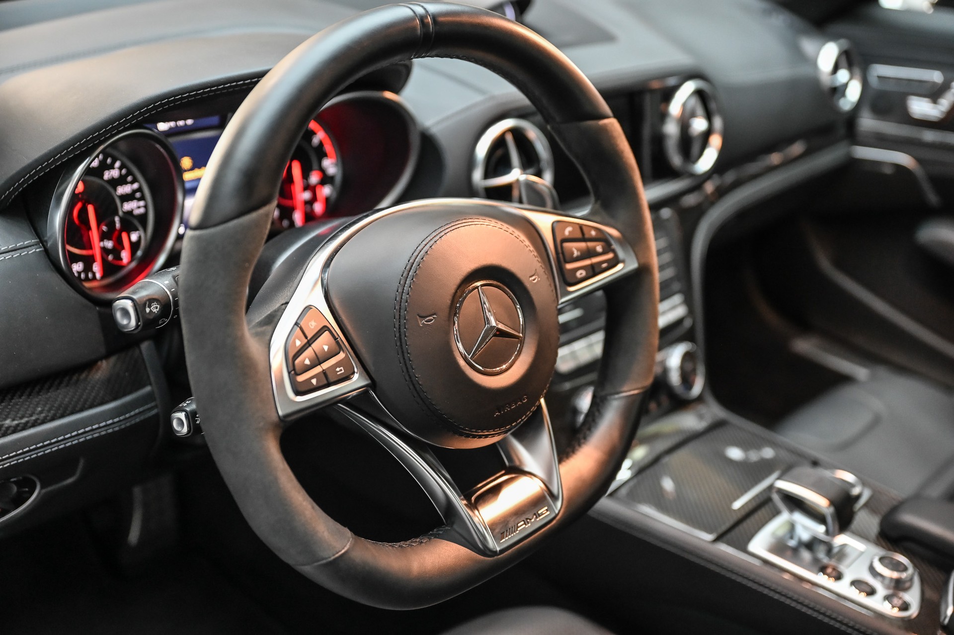MERCEDES-BENZ SL 63 AMG Speedshift-image-23