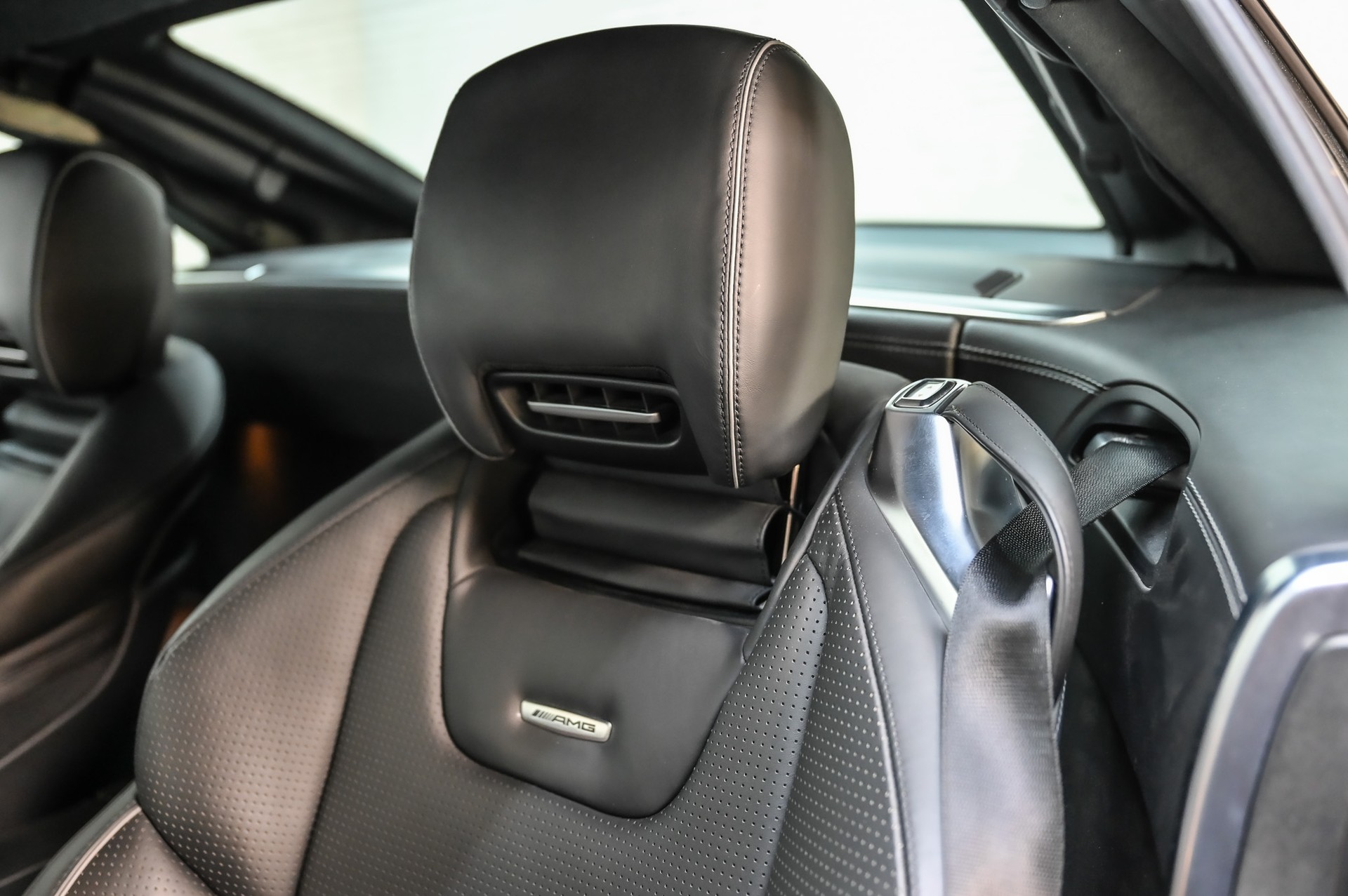 MERCEDES-BENZ SL 63 AMG Speedshift-image-31
