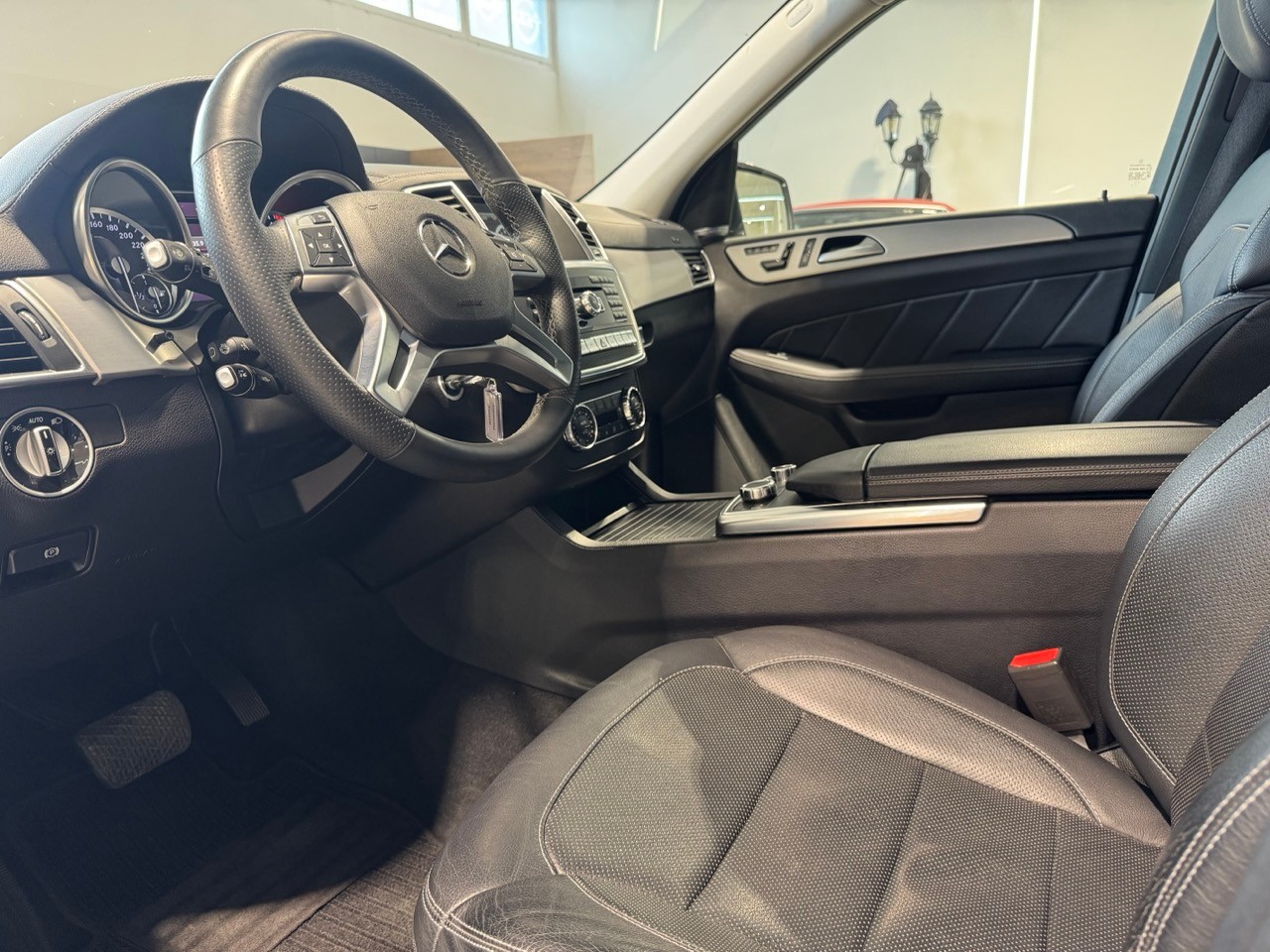 MERCEDES-BENZ GL 350 Bluetec 4M-image-13