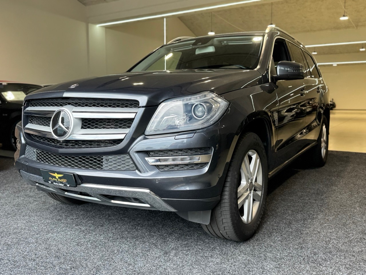 MERCEDES-BENZ GL 350 Bluetec 4M-image-2