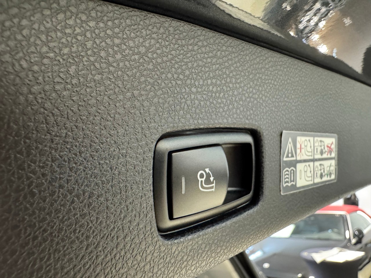 MERCEDES-BENZ GL 350 Bluetec 4M-image-12