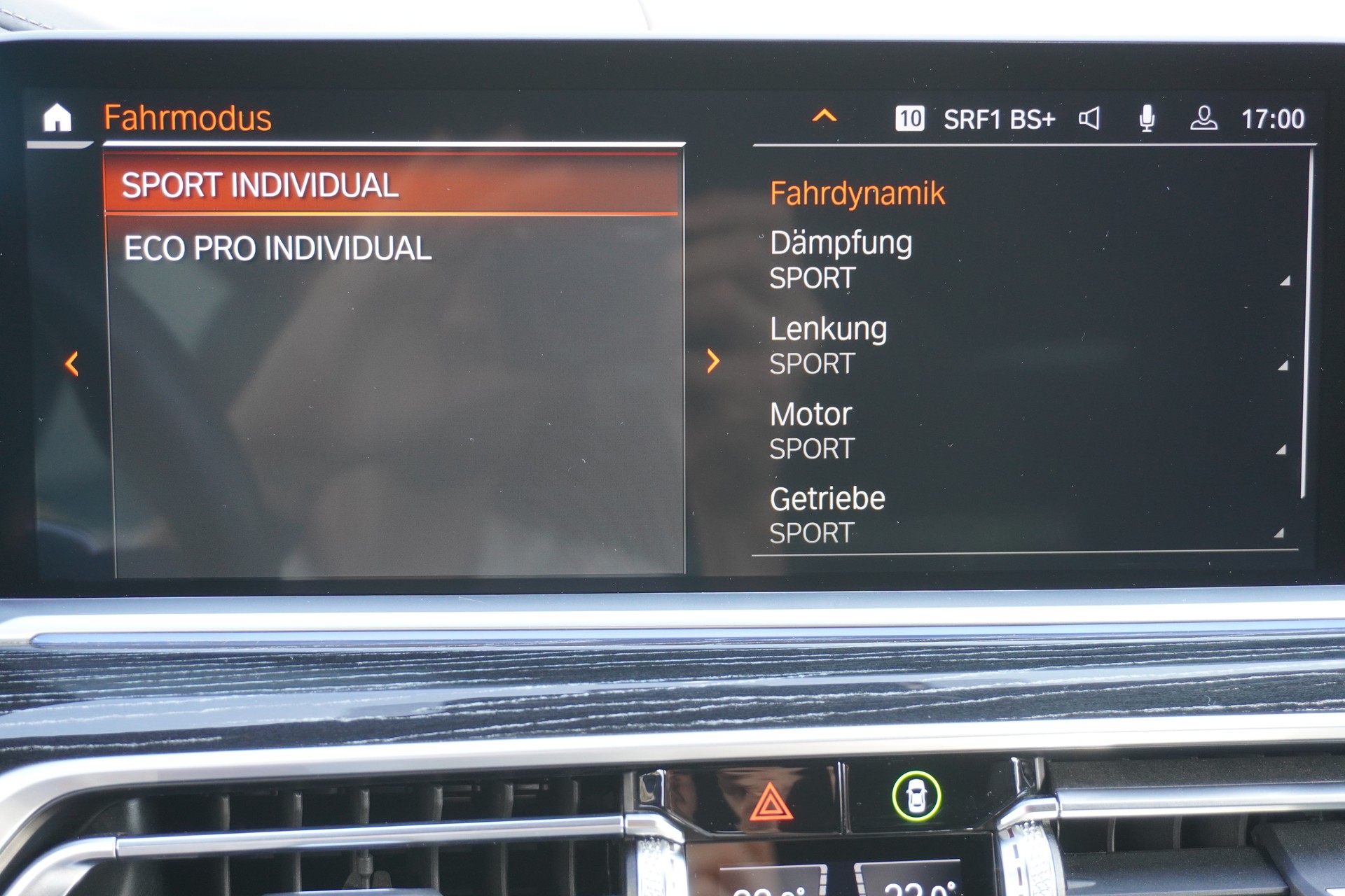 BMW X7 xDrive 48V 40d Steptronic M-PAKET!!! INDIVIDUAL!!! 7-PLÄTZER!!!-image-34