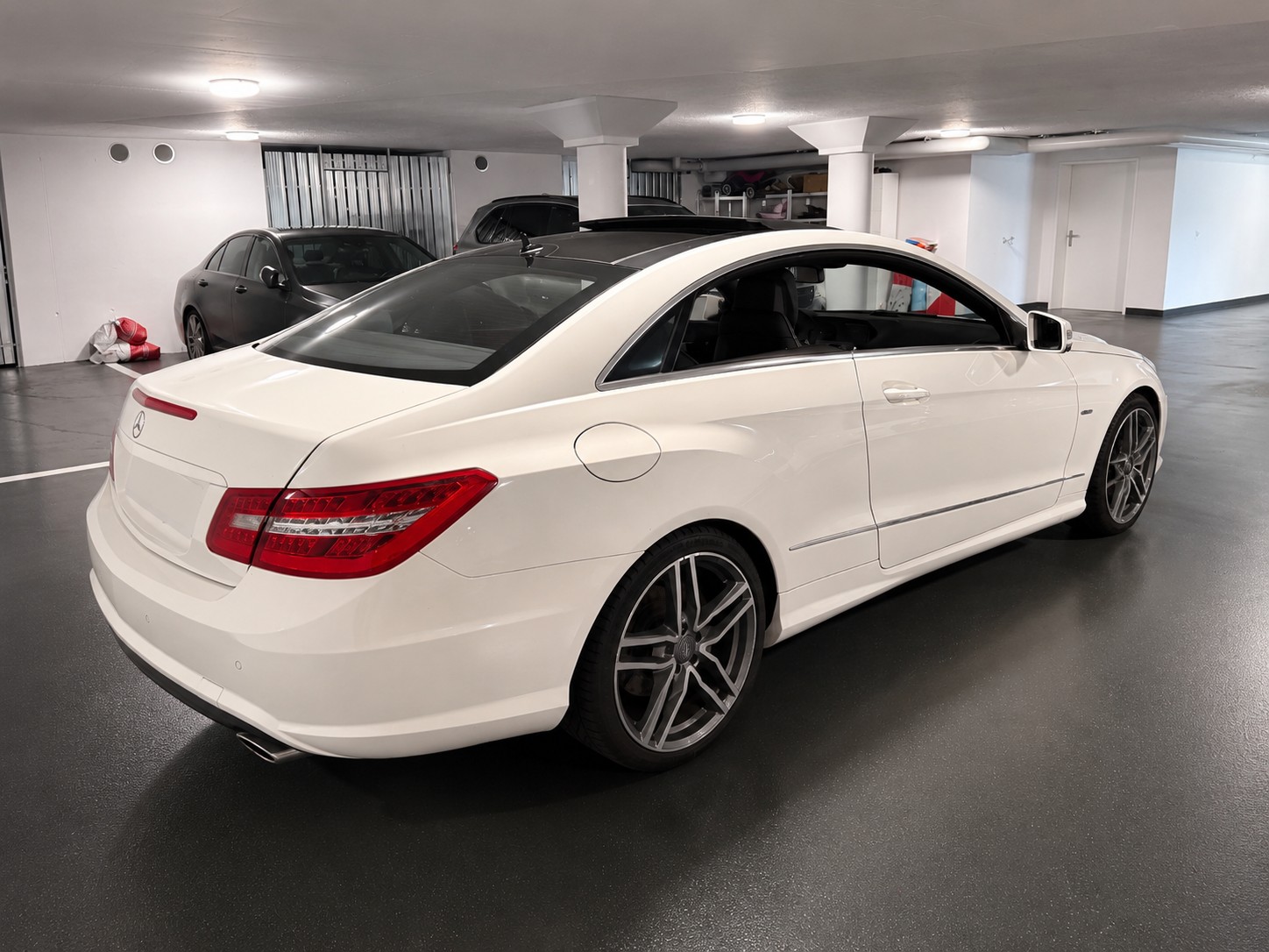 MERCEDES-BENZ E 350 CDI BlueEF-image-3