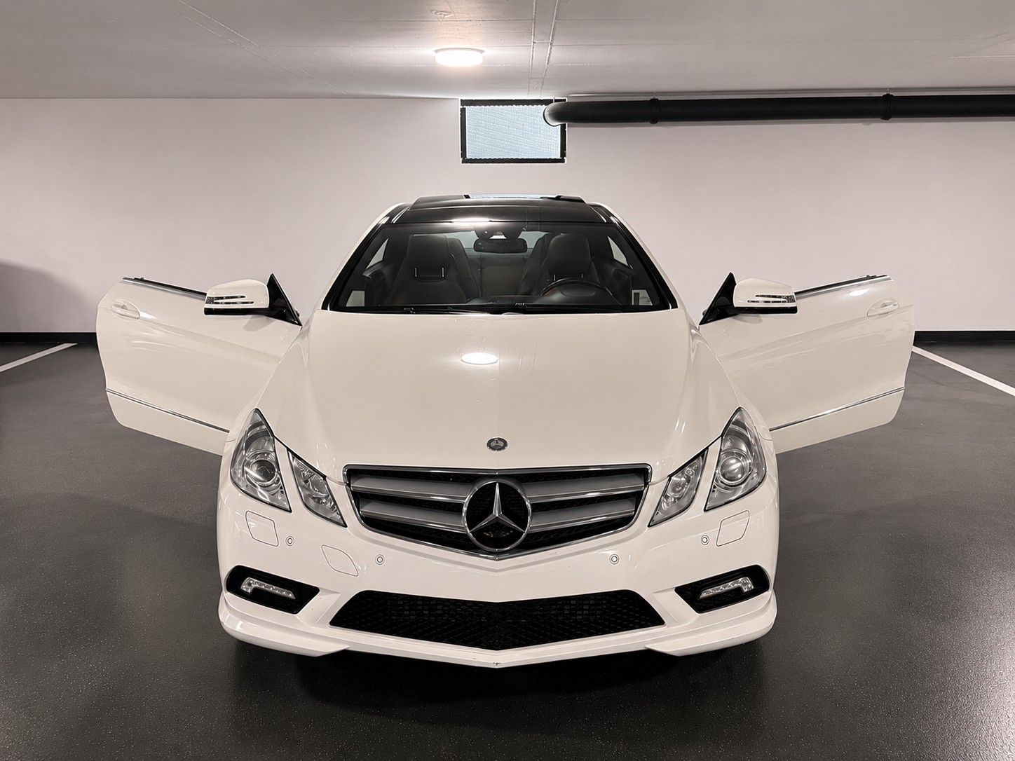 MERCEDES-BENZ E 350 CDI BlueEF-image-1