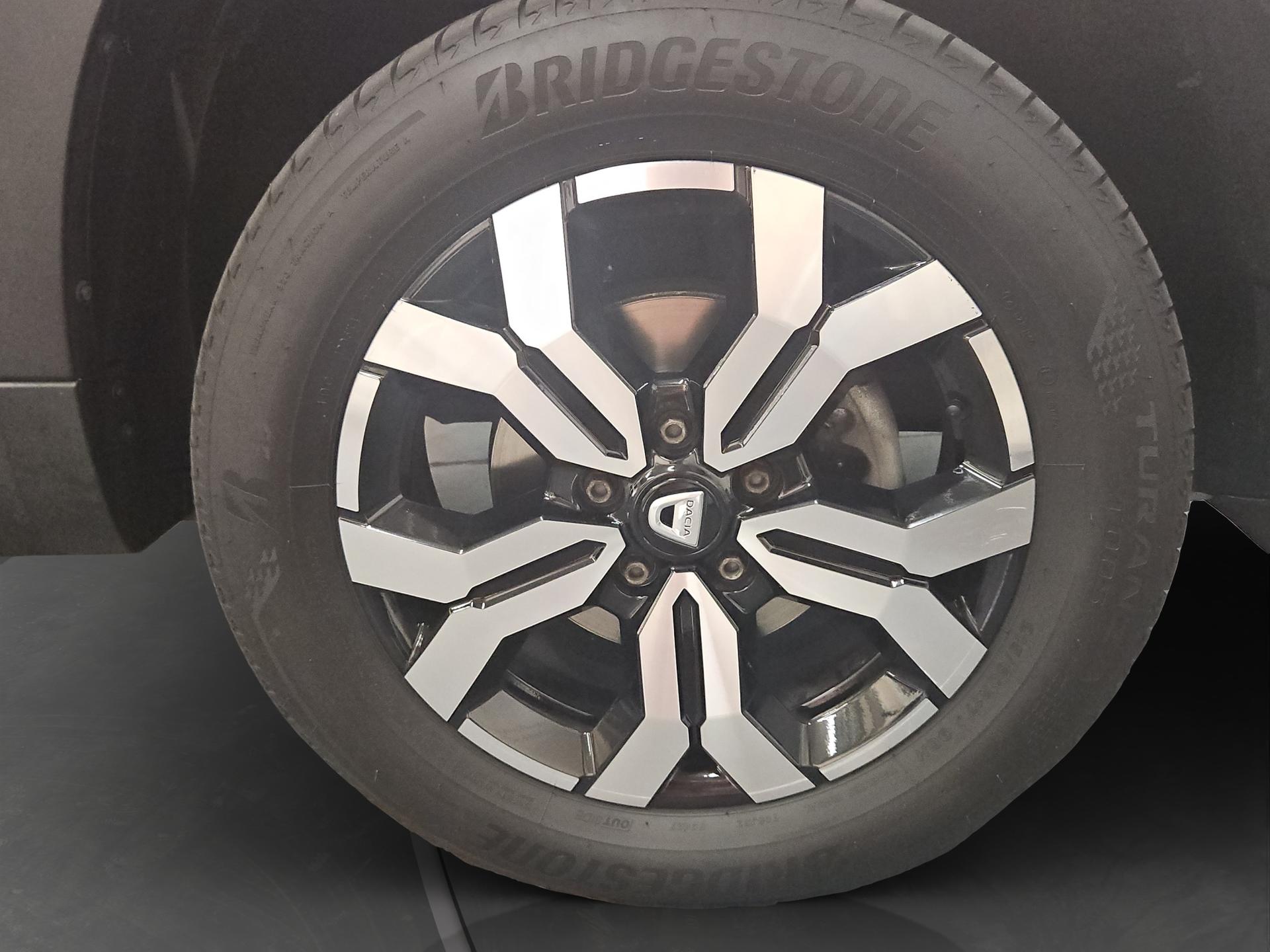 DACIA Duster TCe 150 Prestige EDC 4x2-image-17